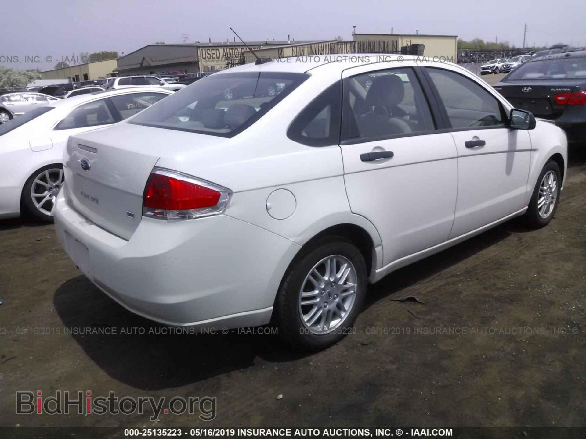 2011 FORD FOCUS - VIN: 1FAHP3FN4BW112325 - Фото 4
