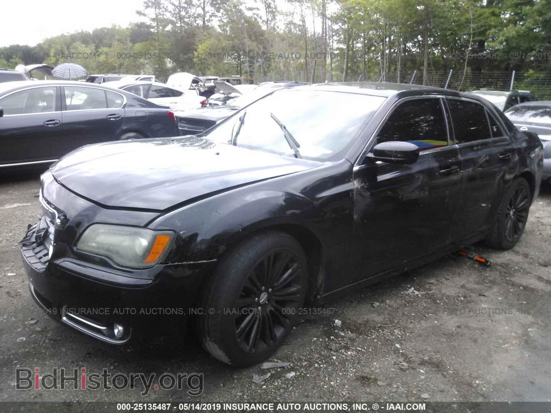 2012 CHRYSLER 300 - VIN: 2C3CCABG0CH195400 - Фото 2