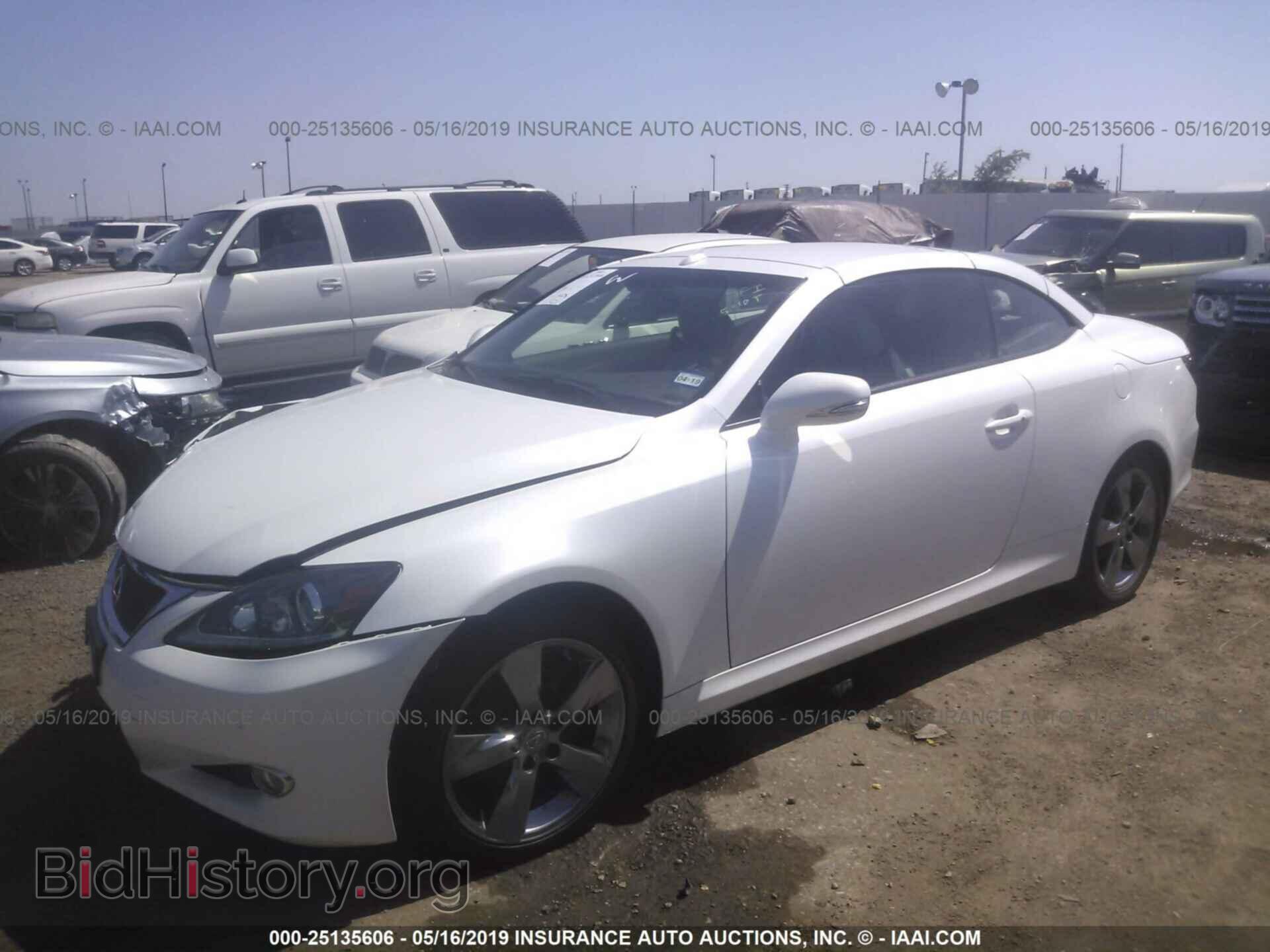2011 LEXUS IS - VIN: JTHFF2C27B2519859 - Фото 2