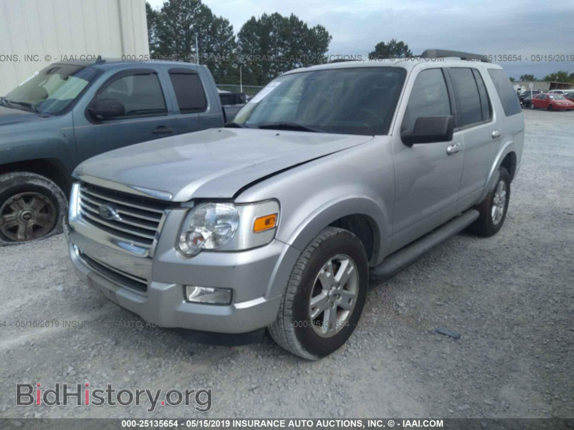 2010 FORD EXPLORER - VIN: 1FMEU6DE5AUA82901 - Фото 2