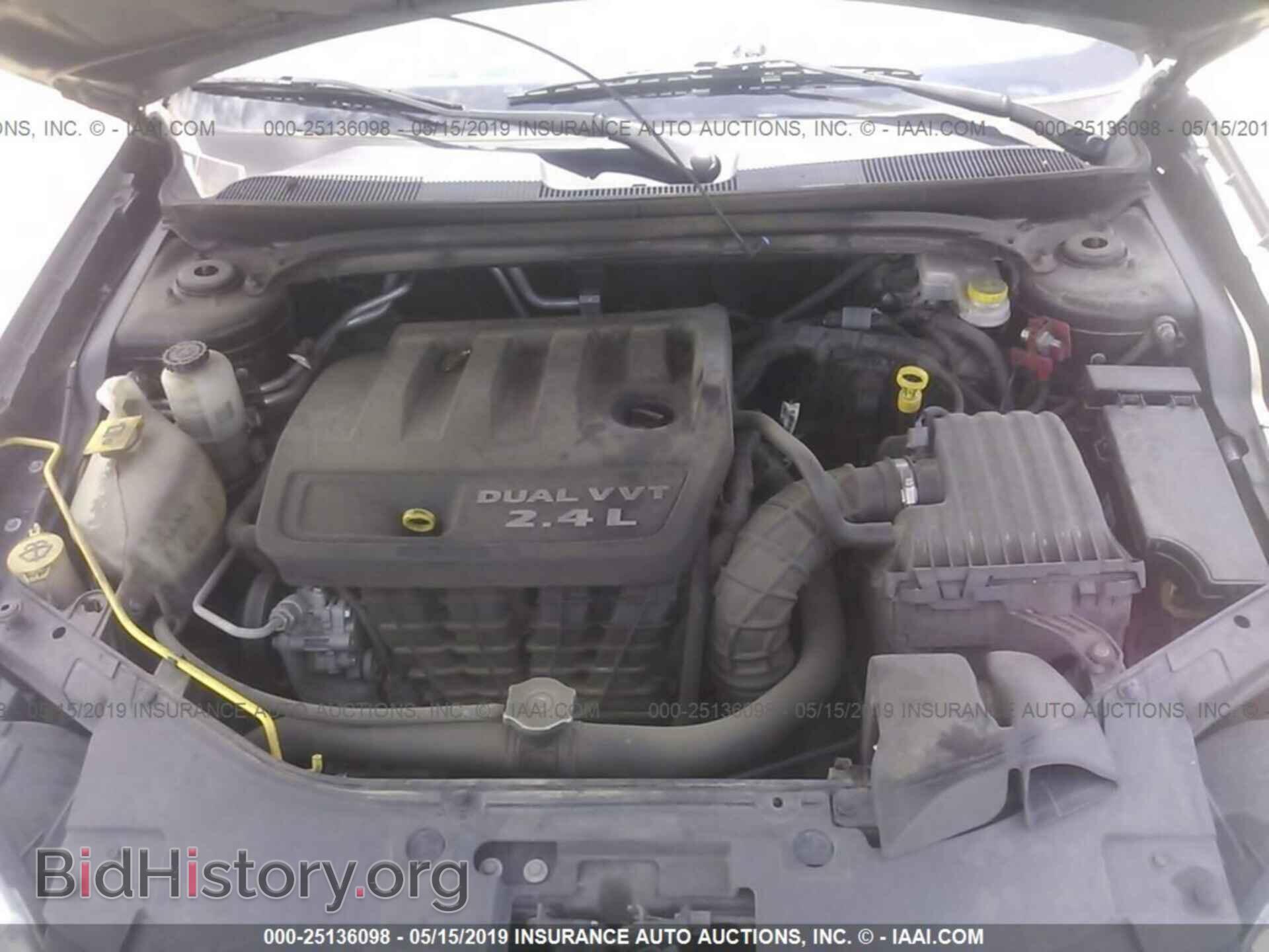 2012 CHRYSLER 200 - VIN: 1C3CCBAB9CN208602 - Фото 10