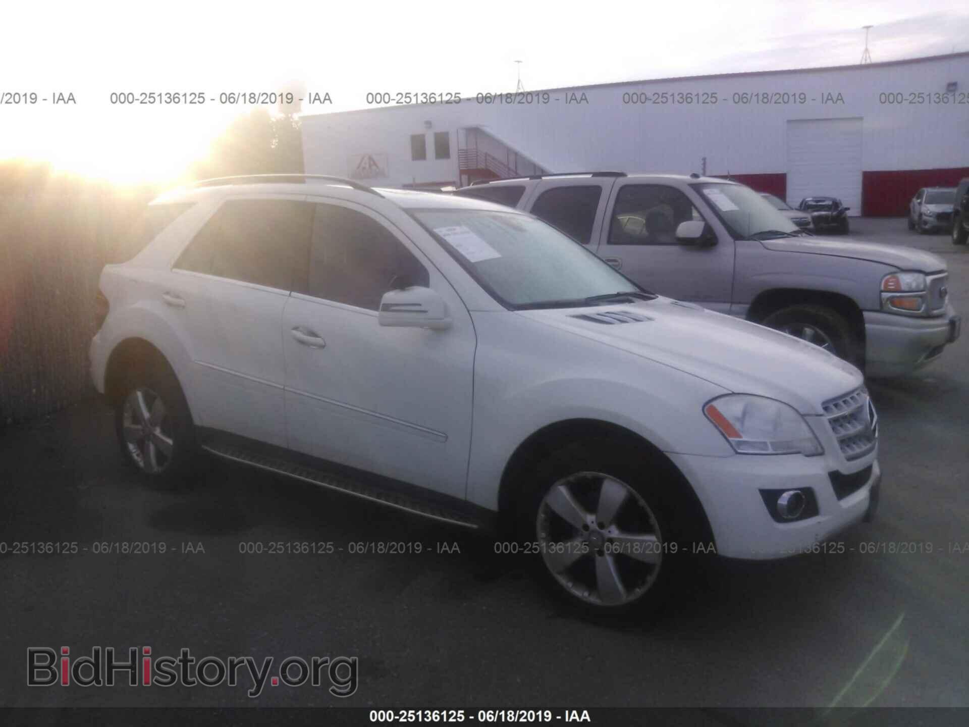 Photo 4JGBB8GB5BA714014 - MERCEDES-BENZ ML 2011