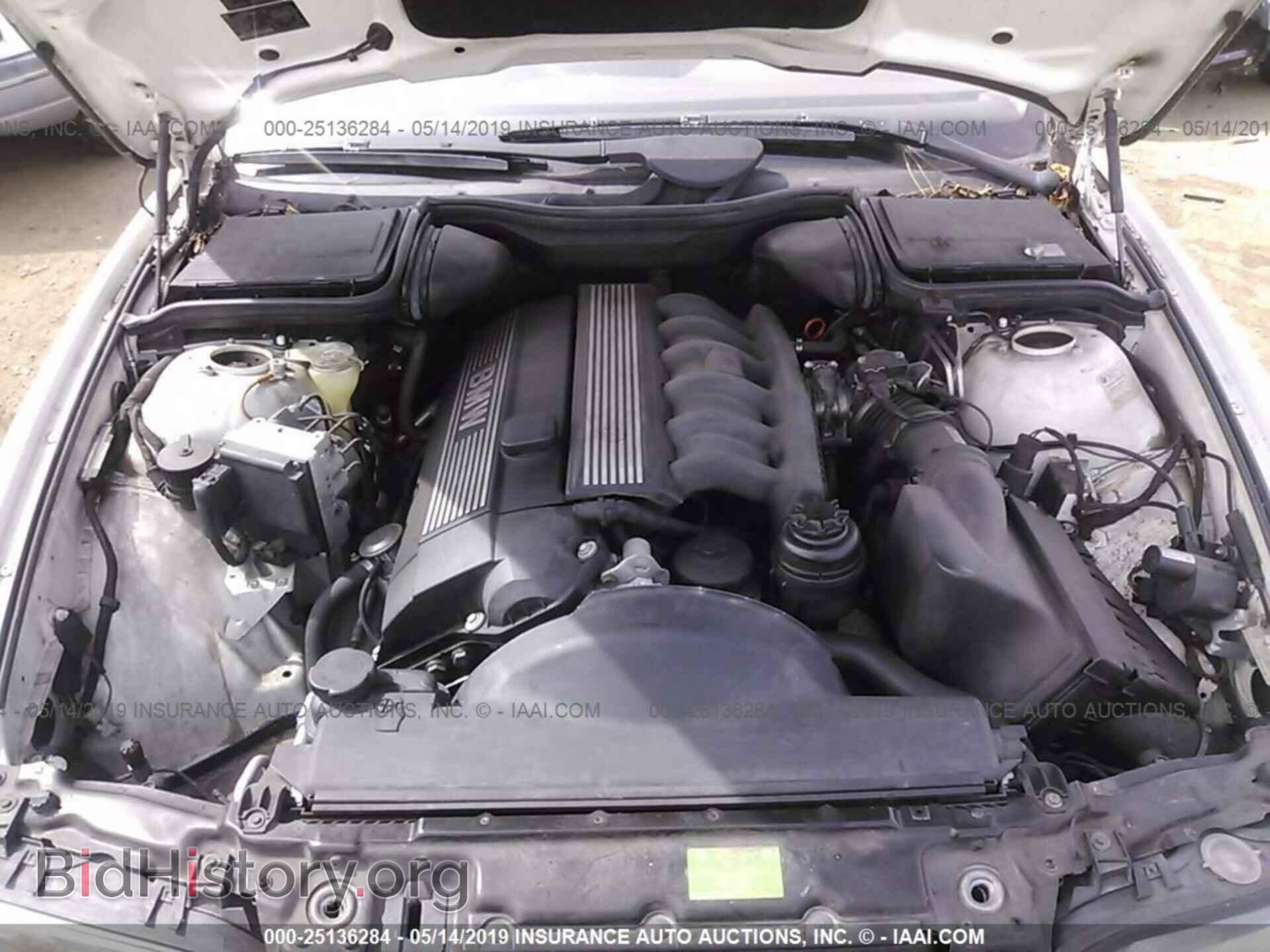 1997 BMW 528 - VIN: WBADD632XVBW19977 - Photo 10