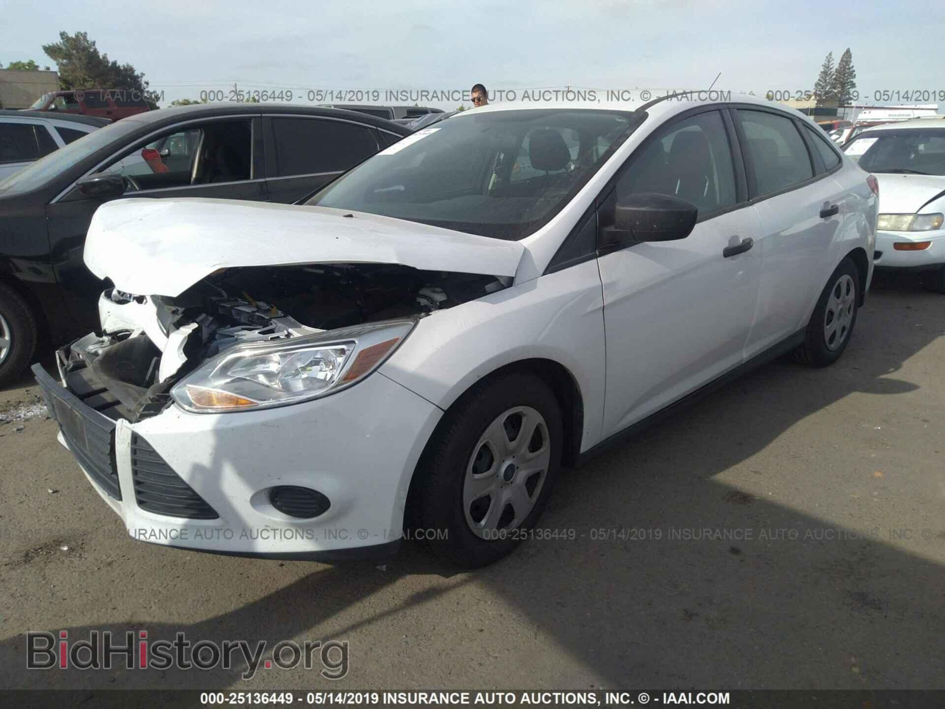 2014 FORD FOCUS - VIN: 1FADP3E29EL355673 - Фото 2
