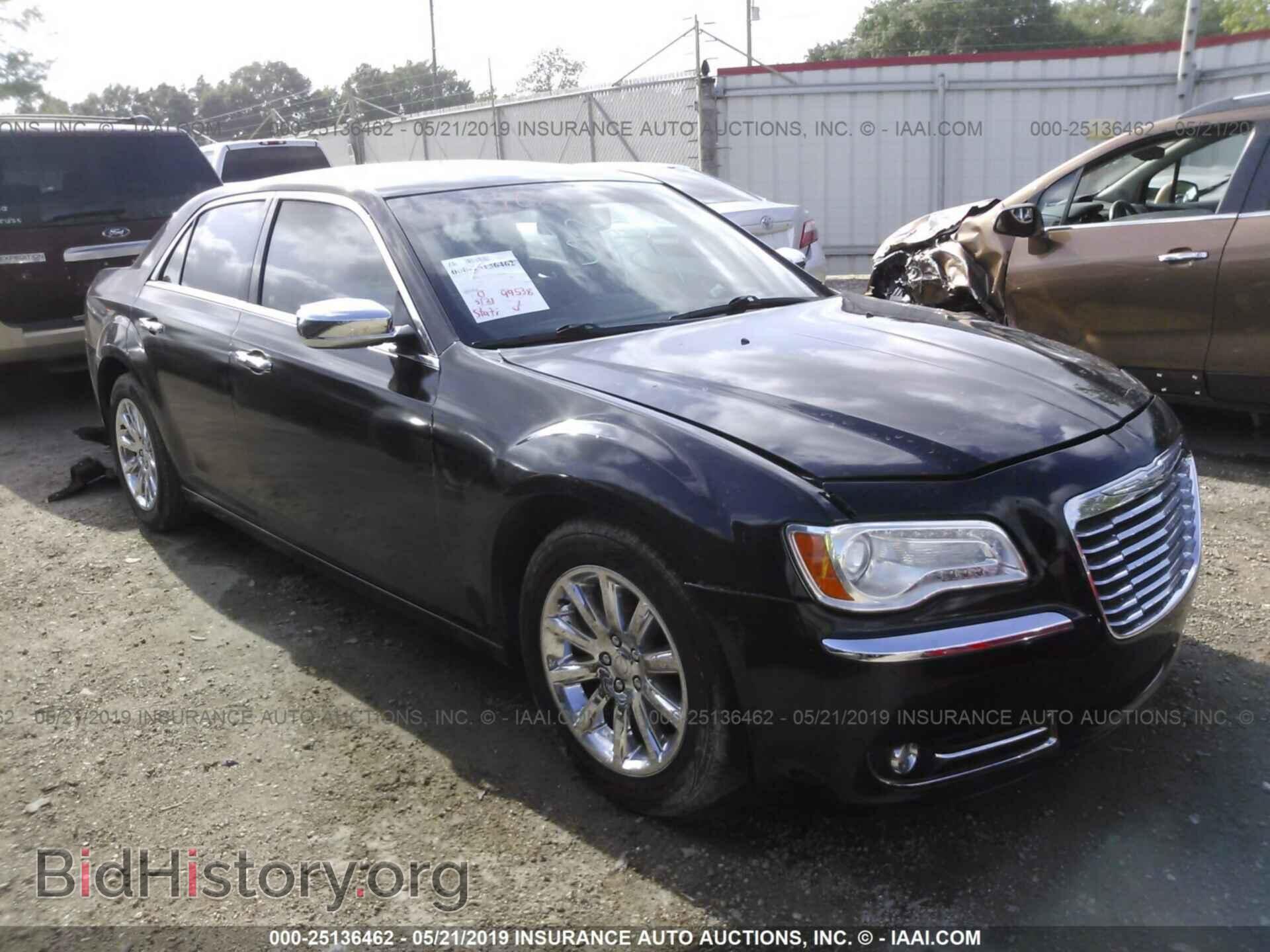 Фотография 2C3CCACGXCH123795 - CHRYSLER 300 2012