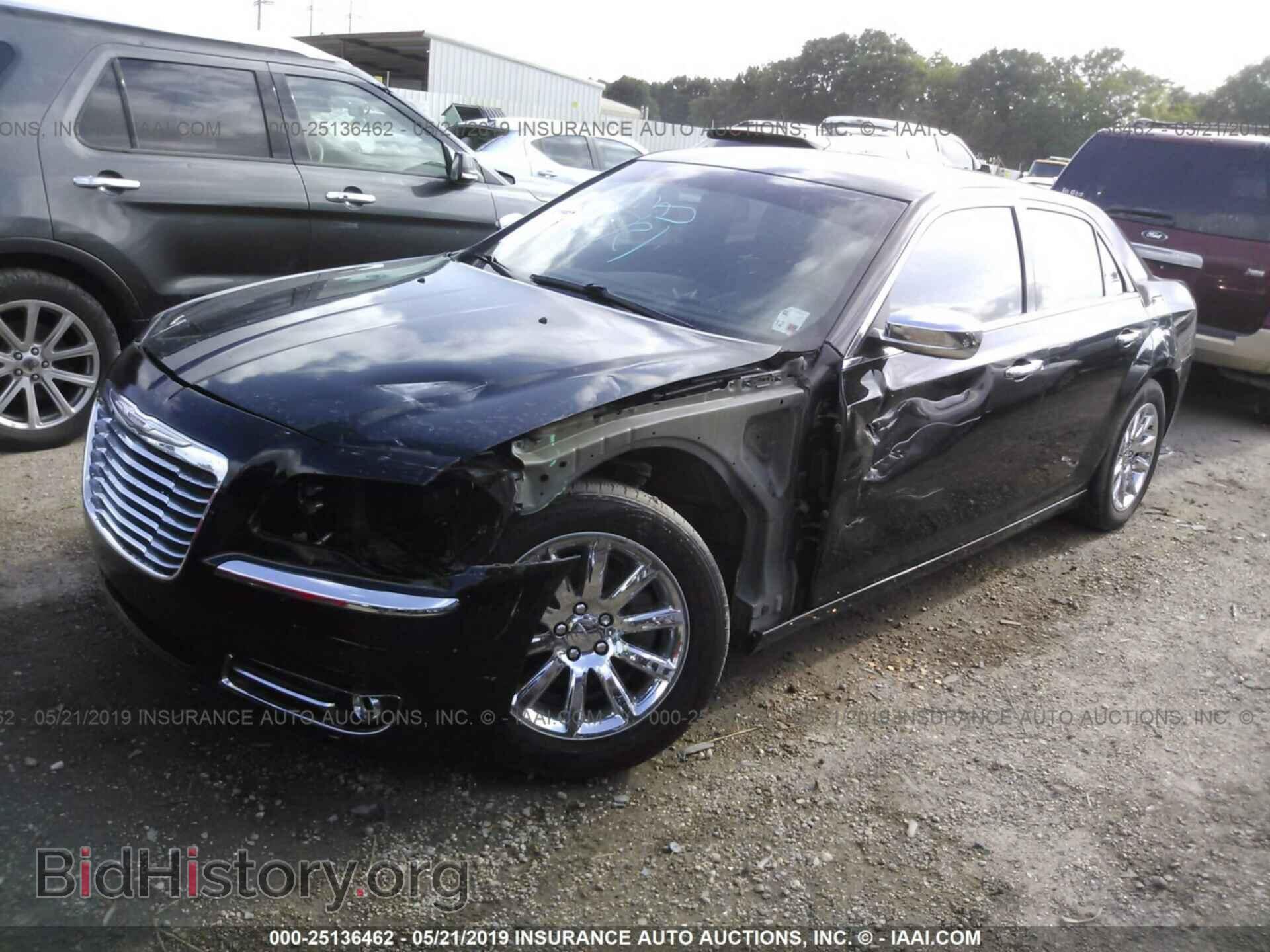2012 CHRYSLER 300 - VIN: 2C3CCACGXCH123795 - Photo 2