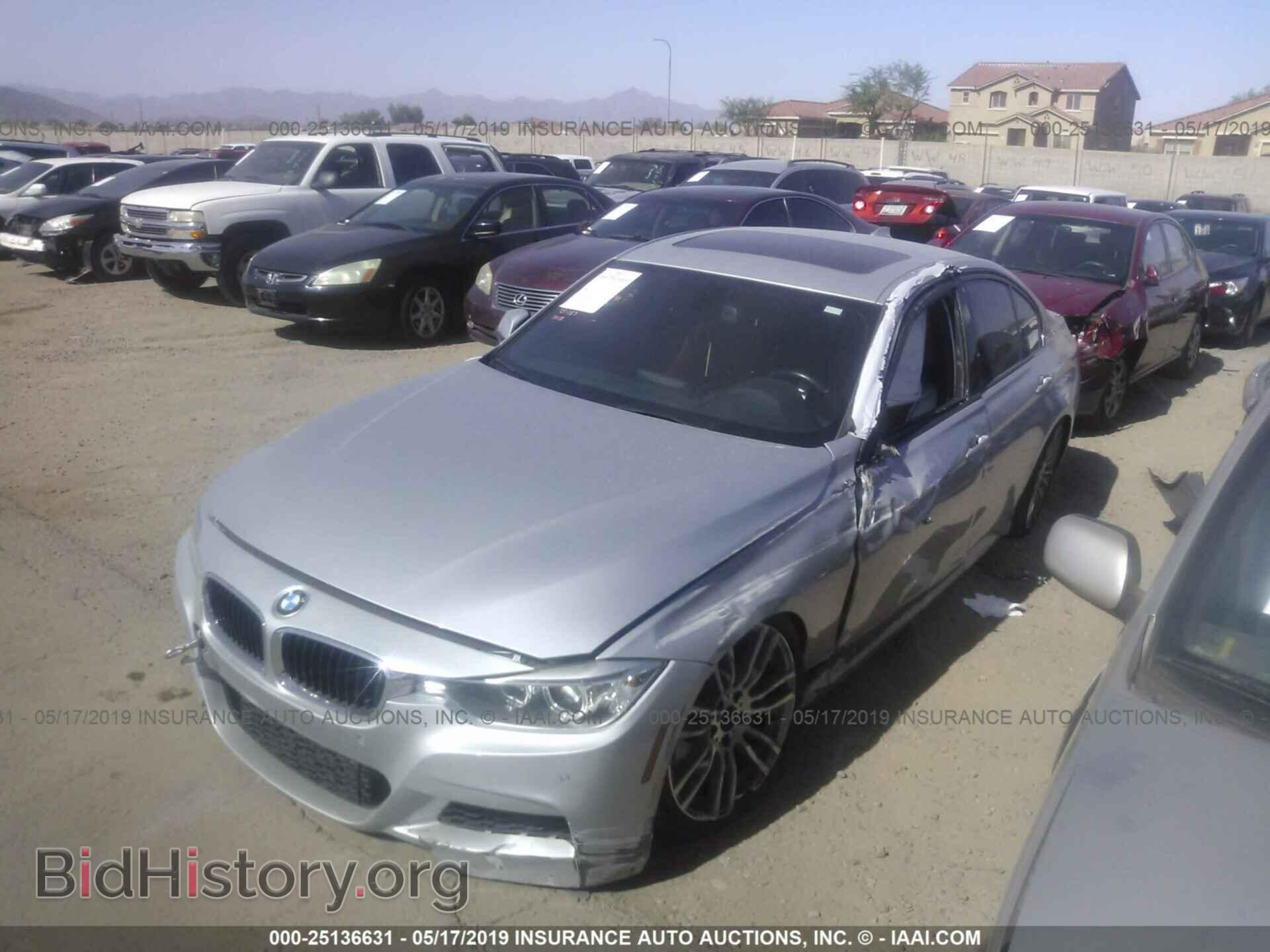 2013 BMW 335 - VIN: WBA3A9C54DF477018 - Фото 2