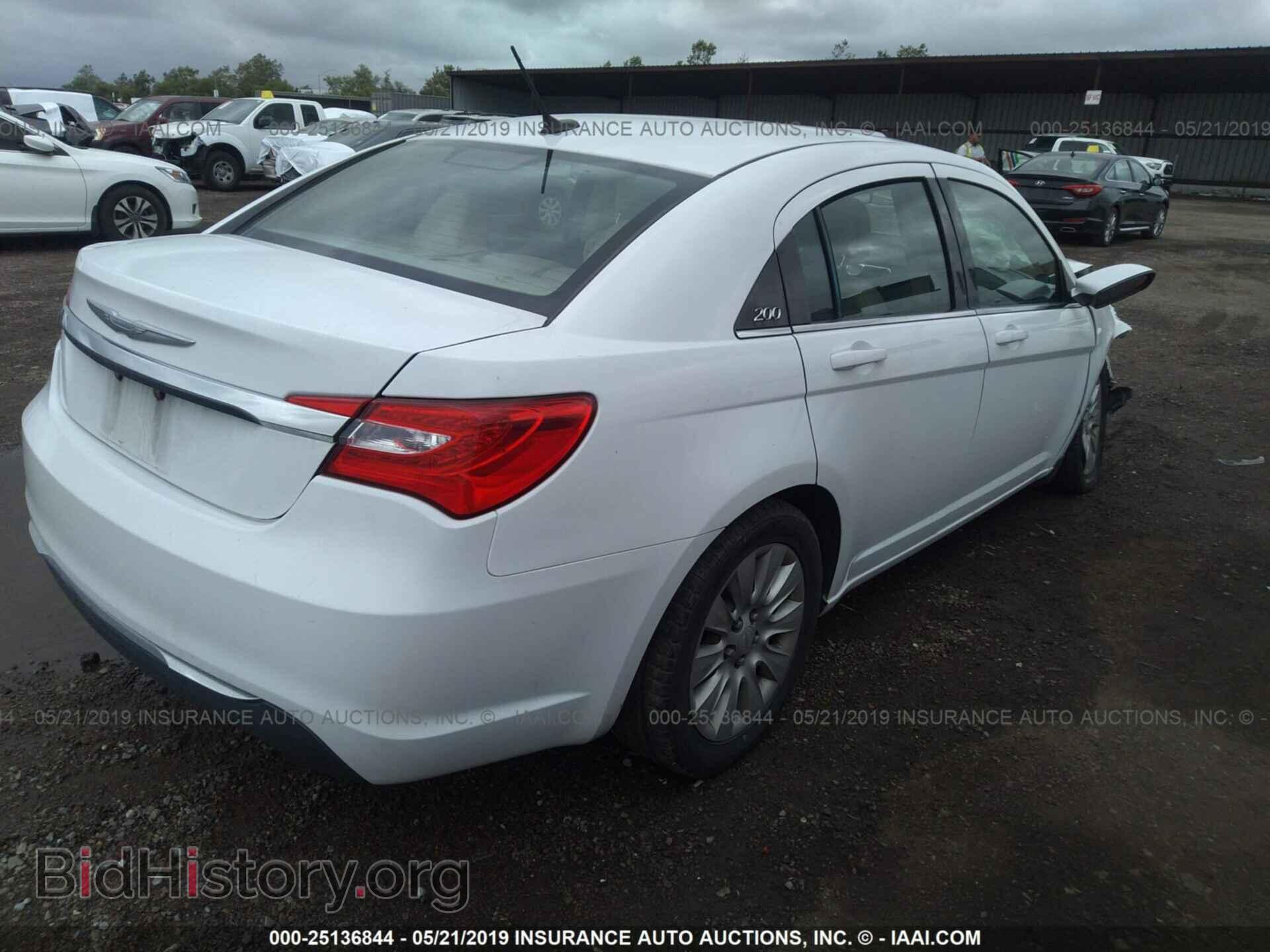 2012 CHRYSLER 200 - VIN: 1C3CCBAB2CN130518 - Photo 4