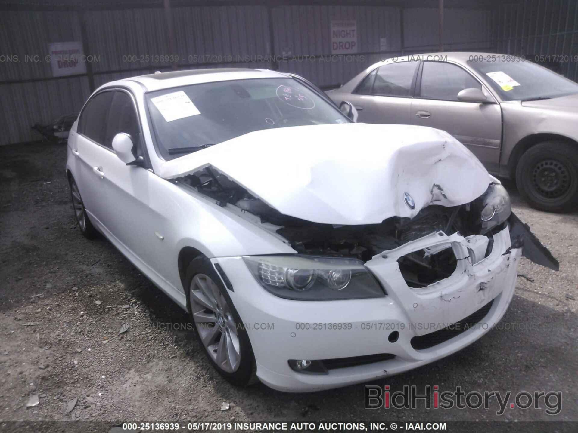 Photo WBAPH7G57BNM54816 - BMW 328 2011