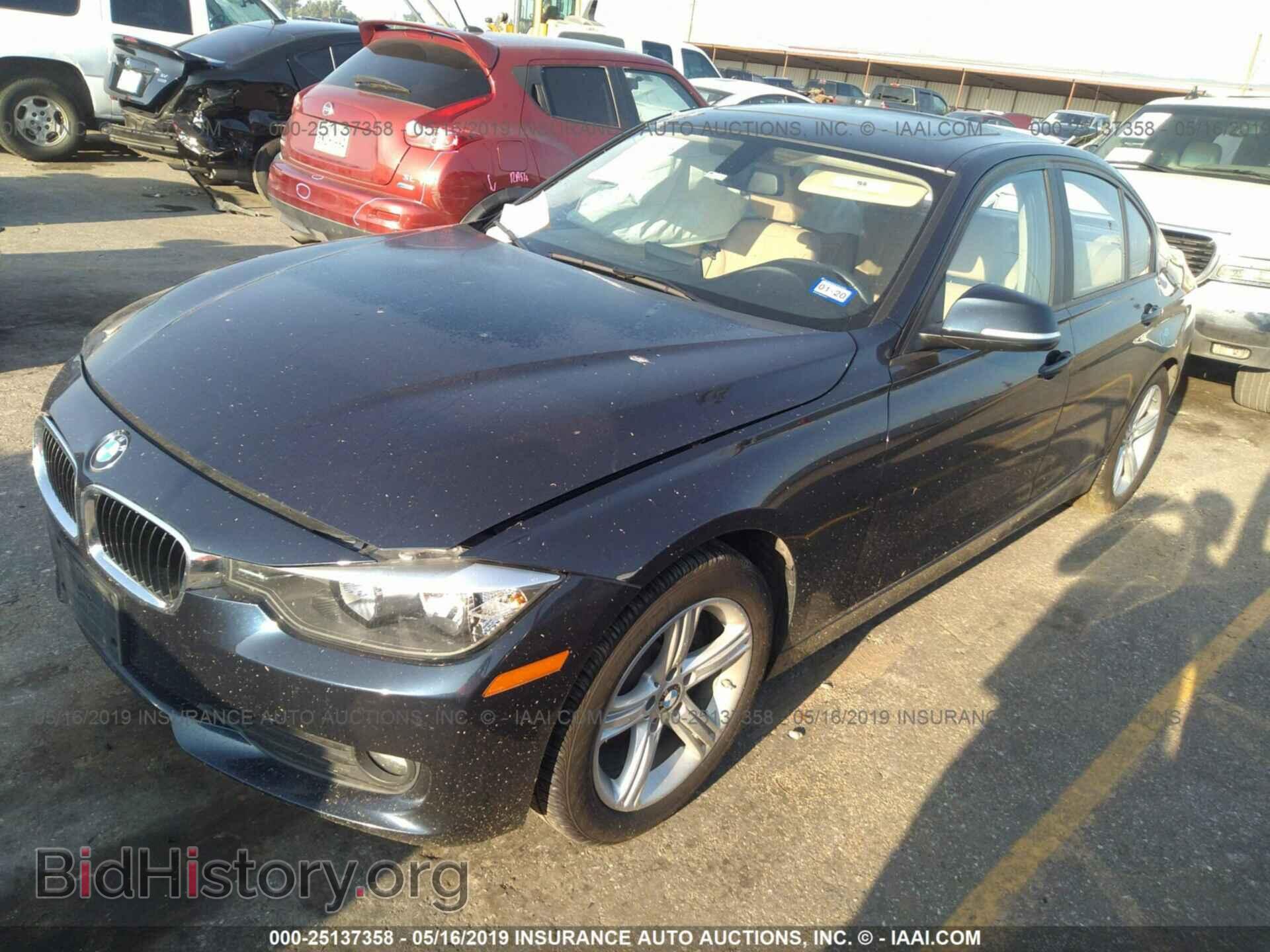 2014 BMW 320 - VIN: WBA3B1G57ENT01032 - Photo 2