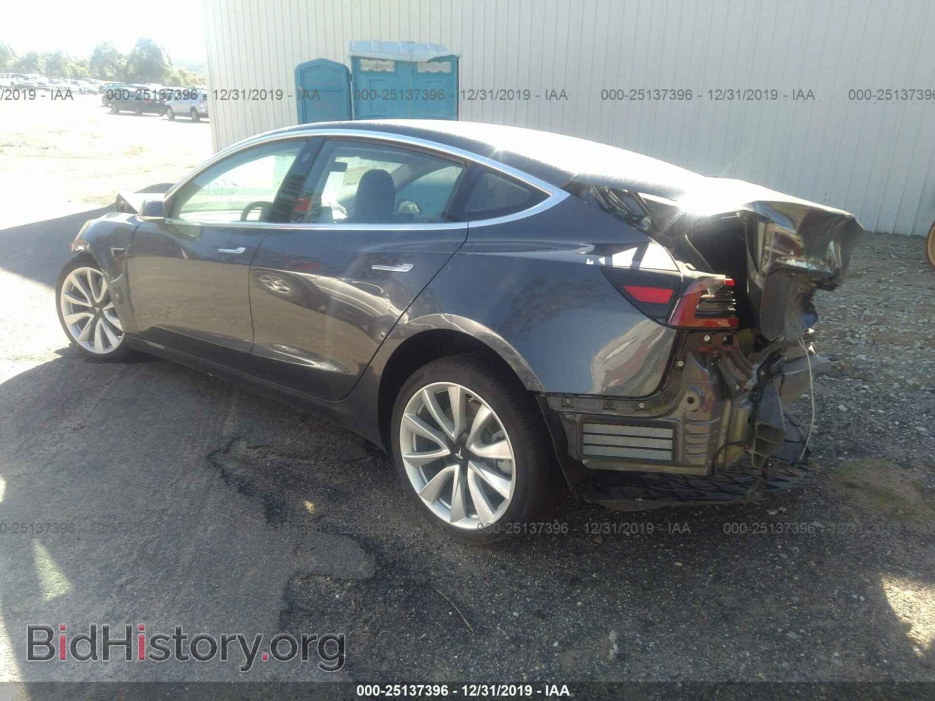2018 Tesla Model 3 - VIN: 5YJ3E1EA8JF163505 - Фото 3