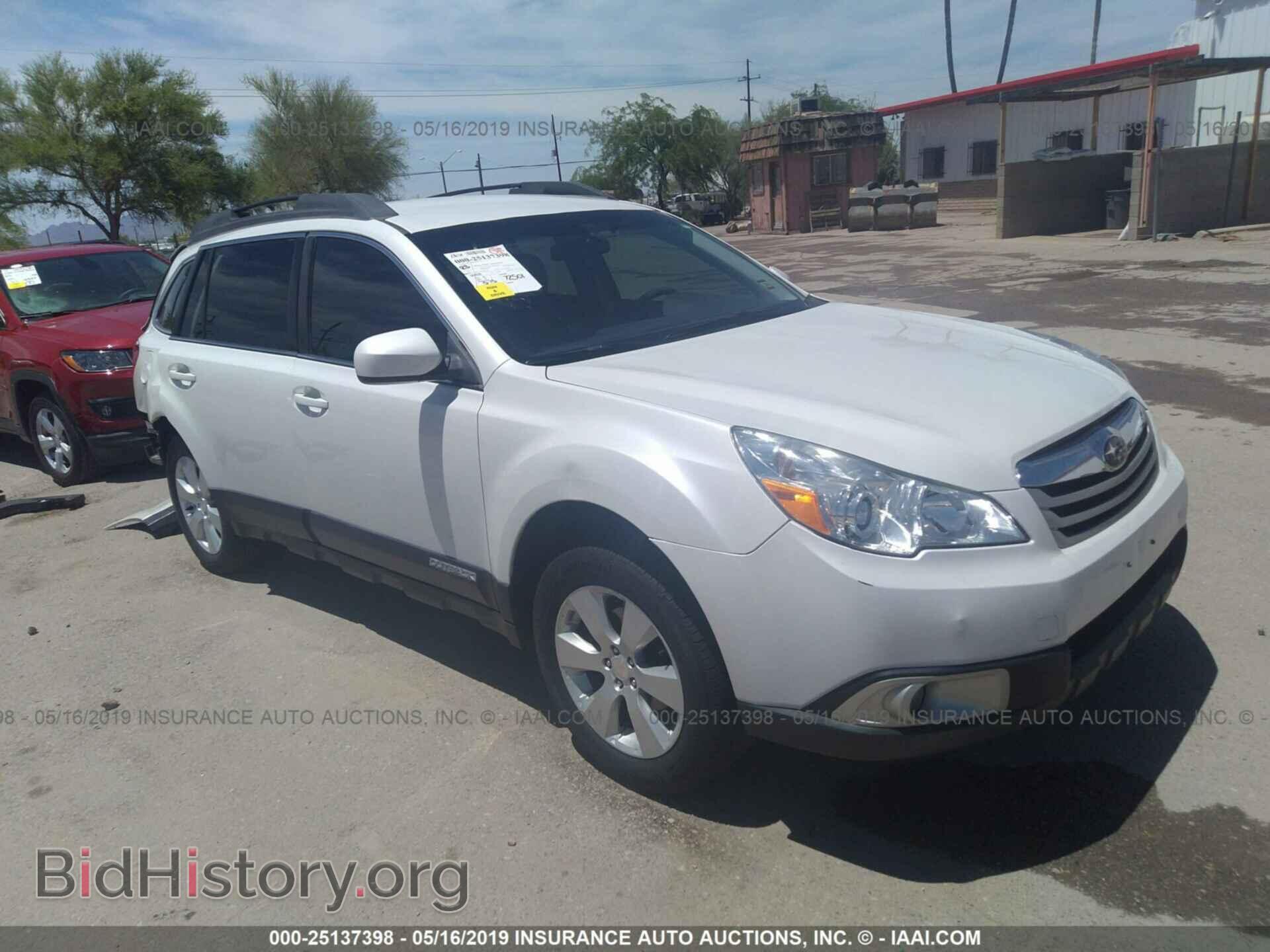 Фотография 4S4BRBAC0C3206355 - SUBARU OUTBACK 2012