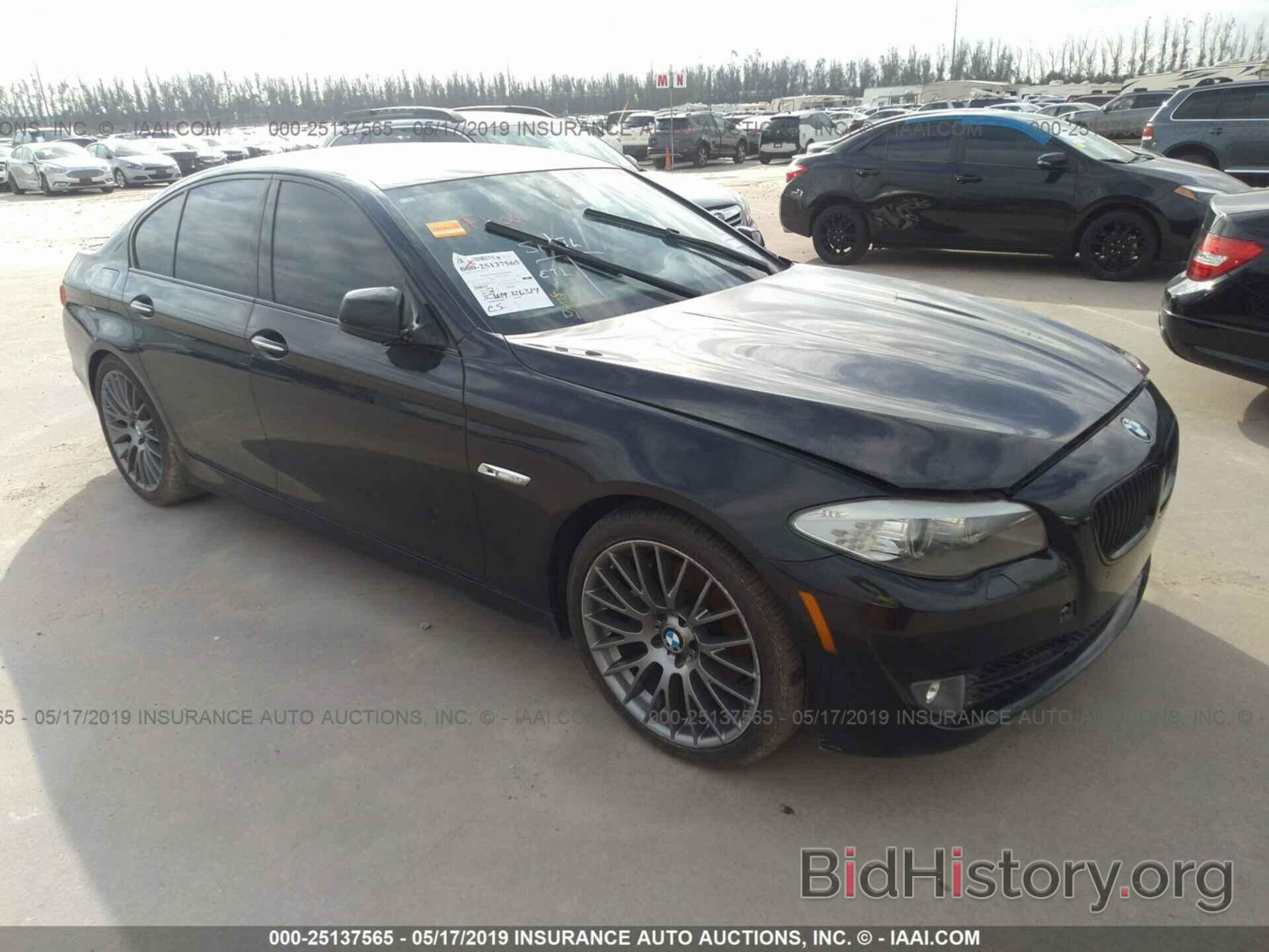 Photo WBAFR9C50BC599511 - BMW 550 2011