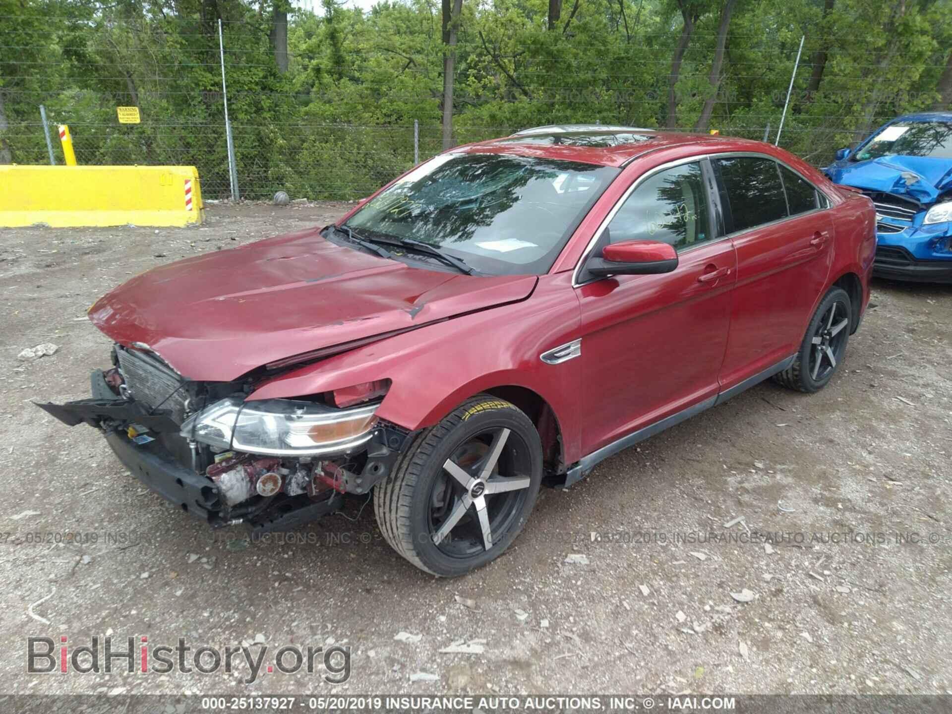 2011 FORD TAURUS - VIN: 1FAHP2KT4BG138691 - Фото 2