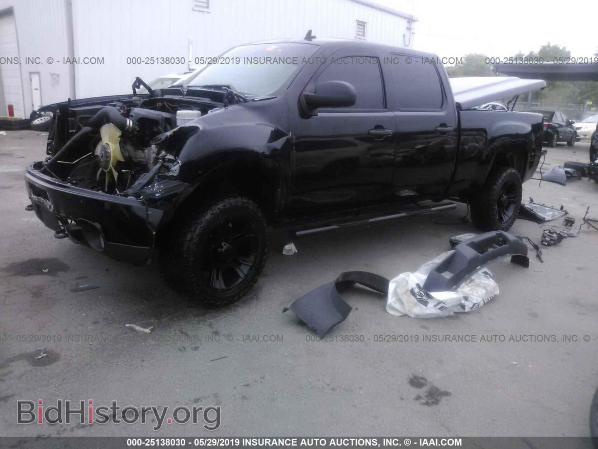 2011 GMC SIERRA - VIN: 1GT120CG0BF259496 - Фото 2
