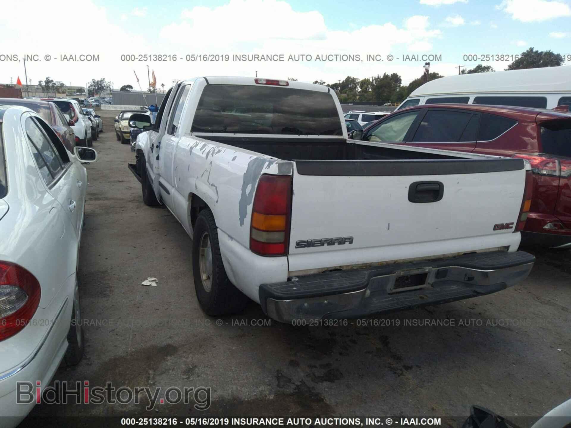 2003 GMC NEW SIERRA - VIN: 2GTEC19V831134345 - Фото 3