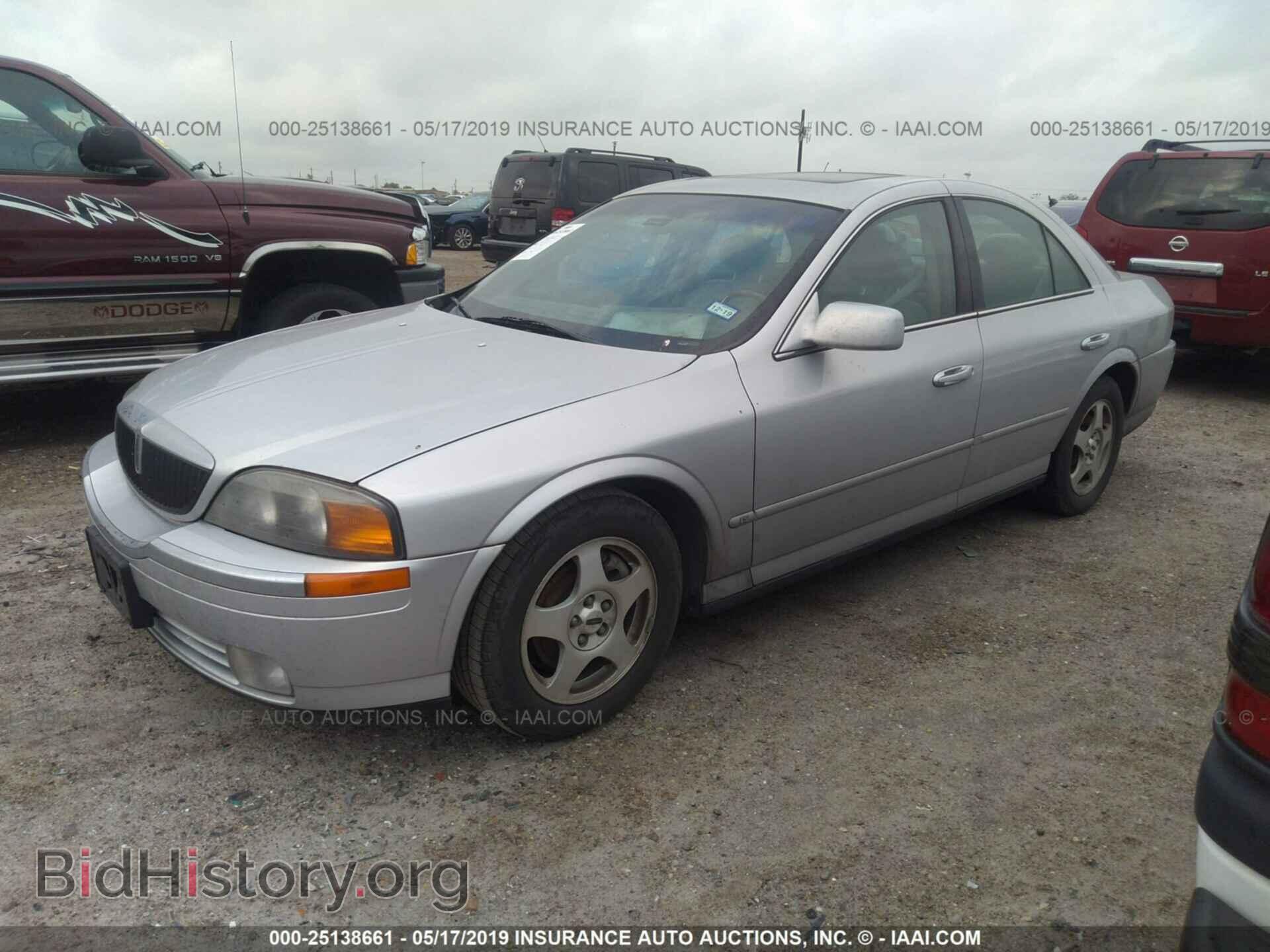 2000 LINCOLN LS - VIN: 1LNHM87A2YY830394 - Photo 2