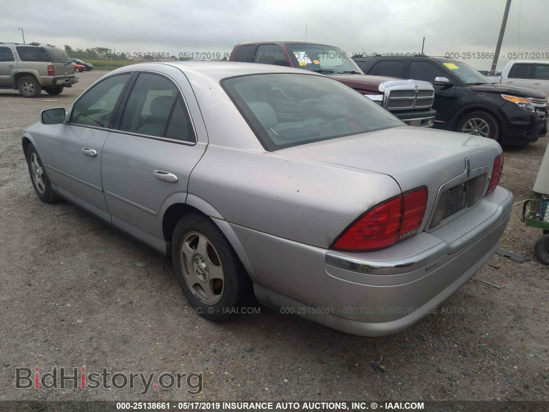 2000 LINCOLN LS - VIN: 1LNHM87A2YY830394 - Photo 3