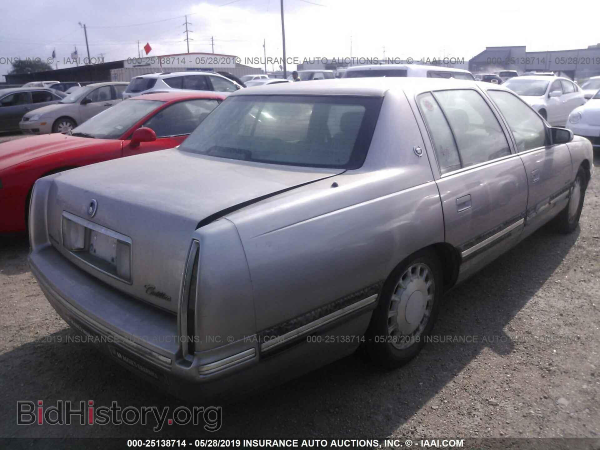 1998 CADILLAC DEVILLE - VIN: 1G6KD54Y2WU760137 - Photo 4