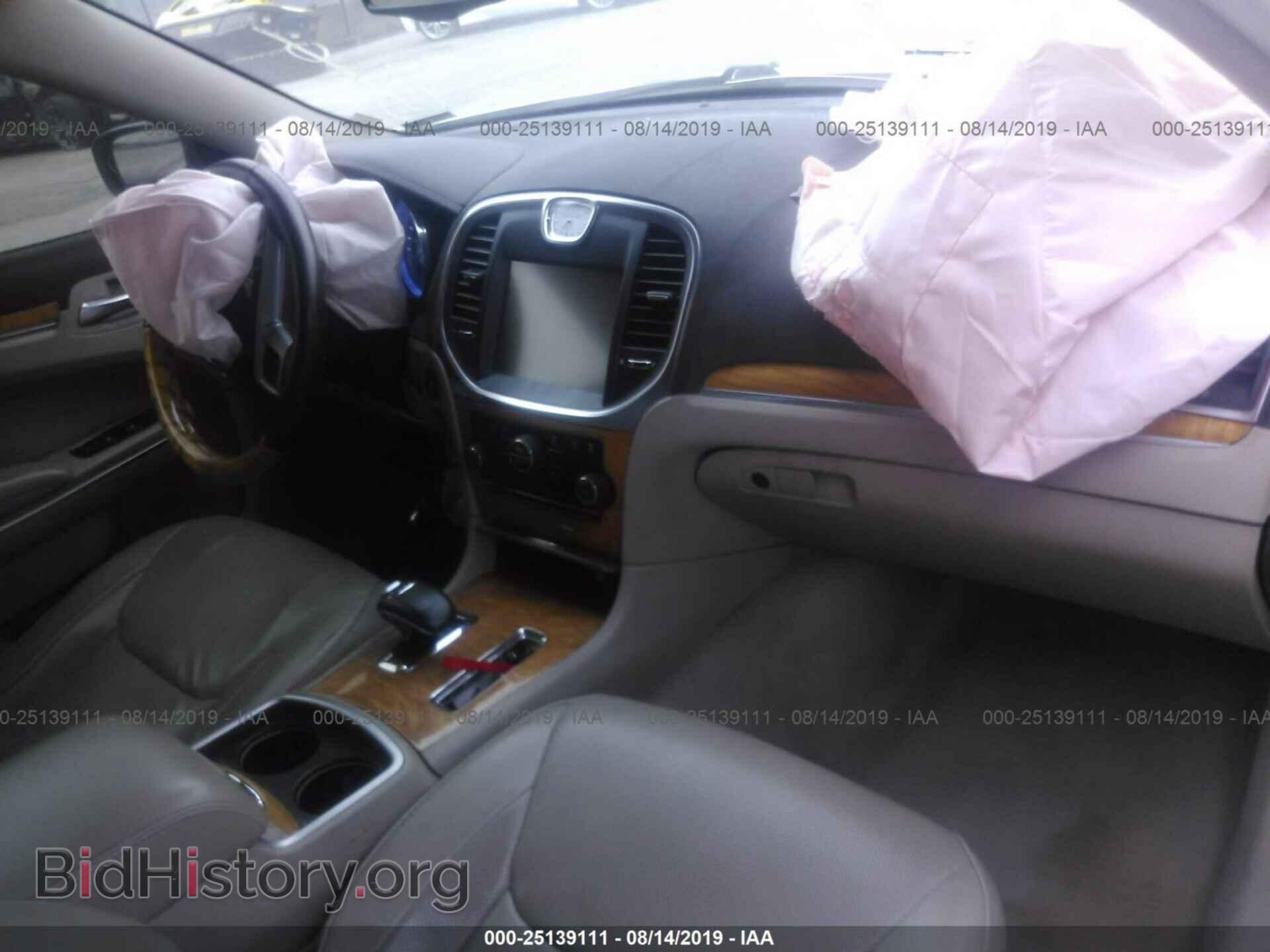2014 CHRYSLER 300C - VIN: 2C3CCAEG0EH175601 - Photo 5