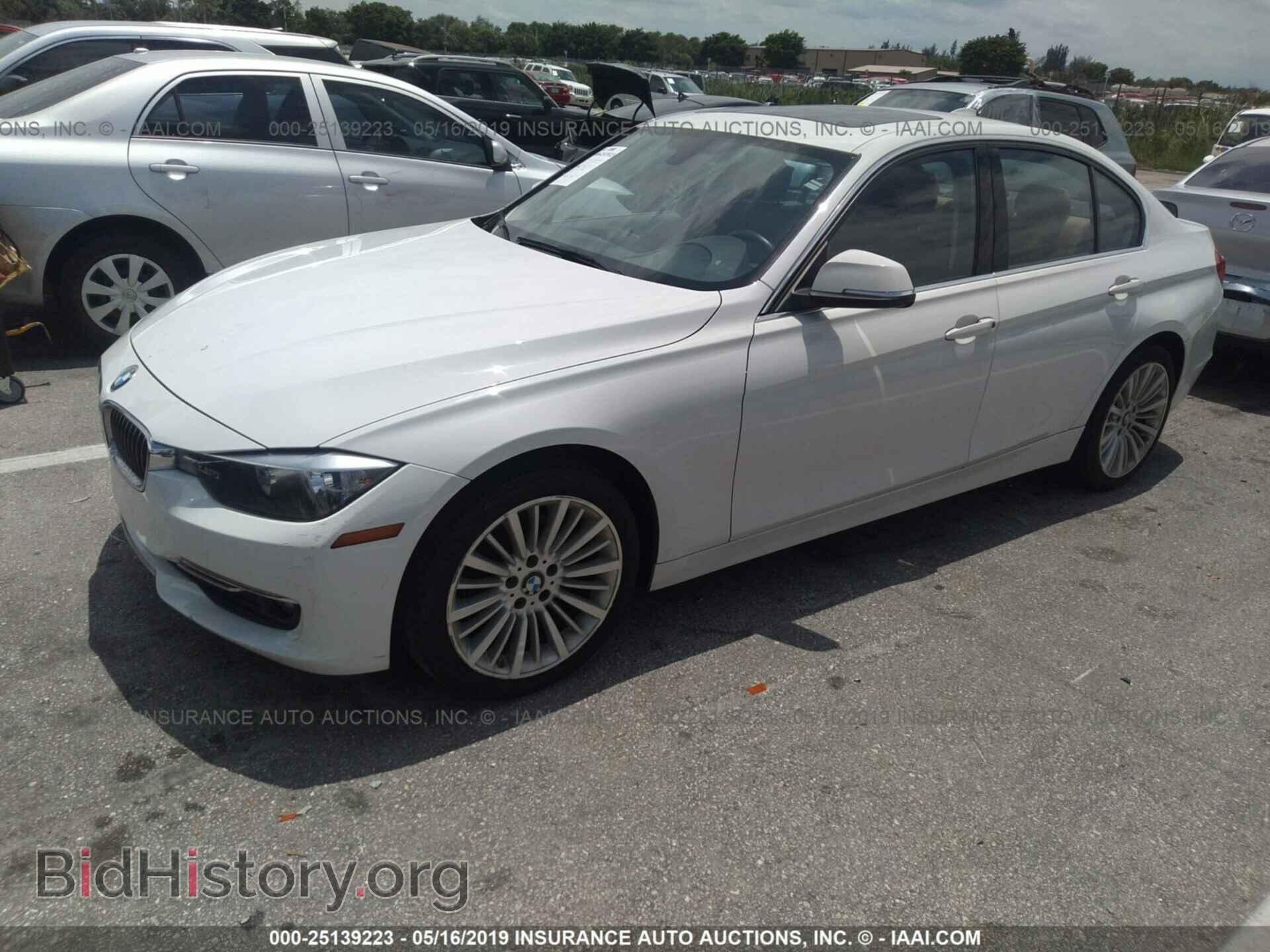 2014 BMW 328 - VIN: WBA3A5G52ENP27141 - Фото 2