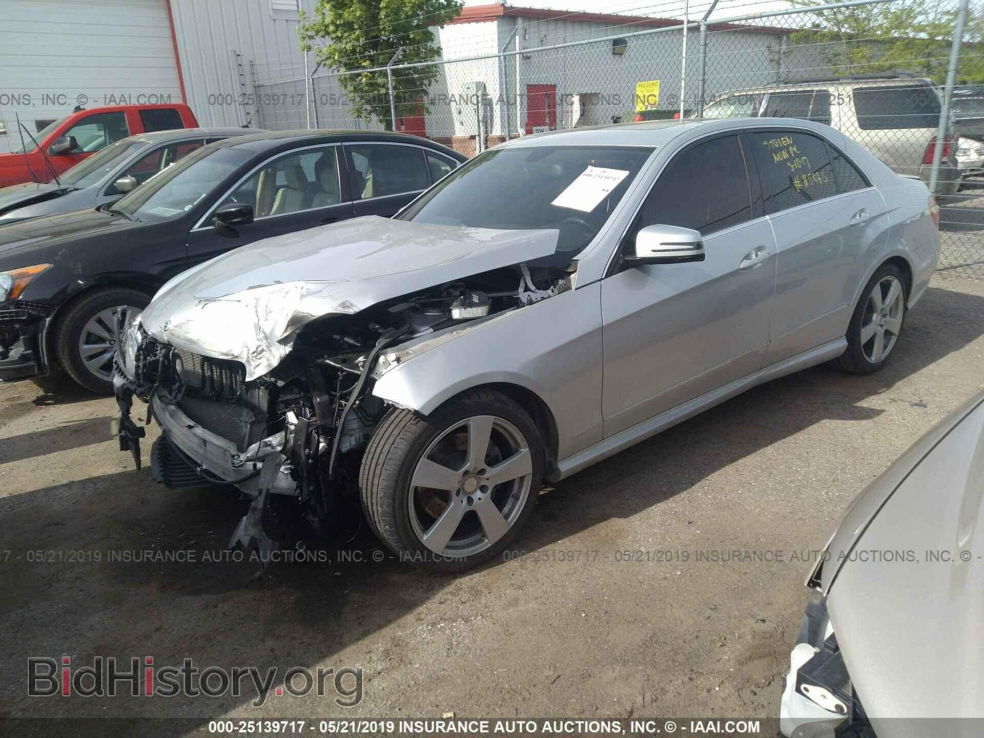 2011 MERCEDES-BENZ E - VIN: WDDHF8HB2BA463427 - Фото 2