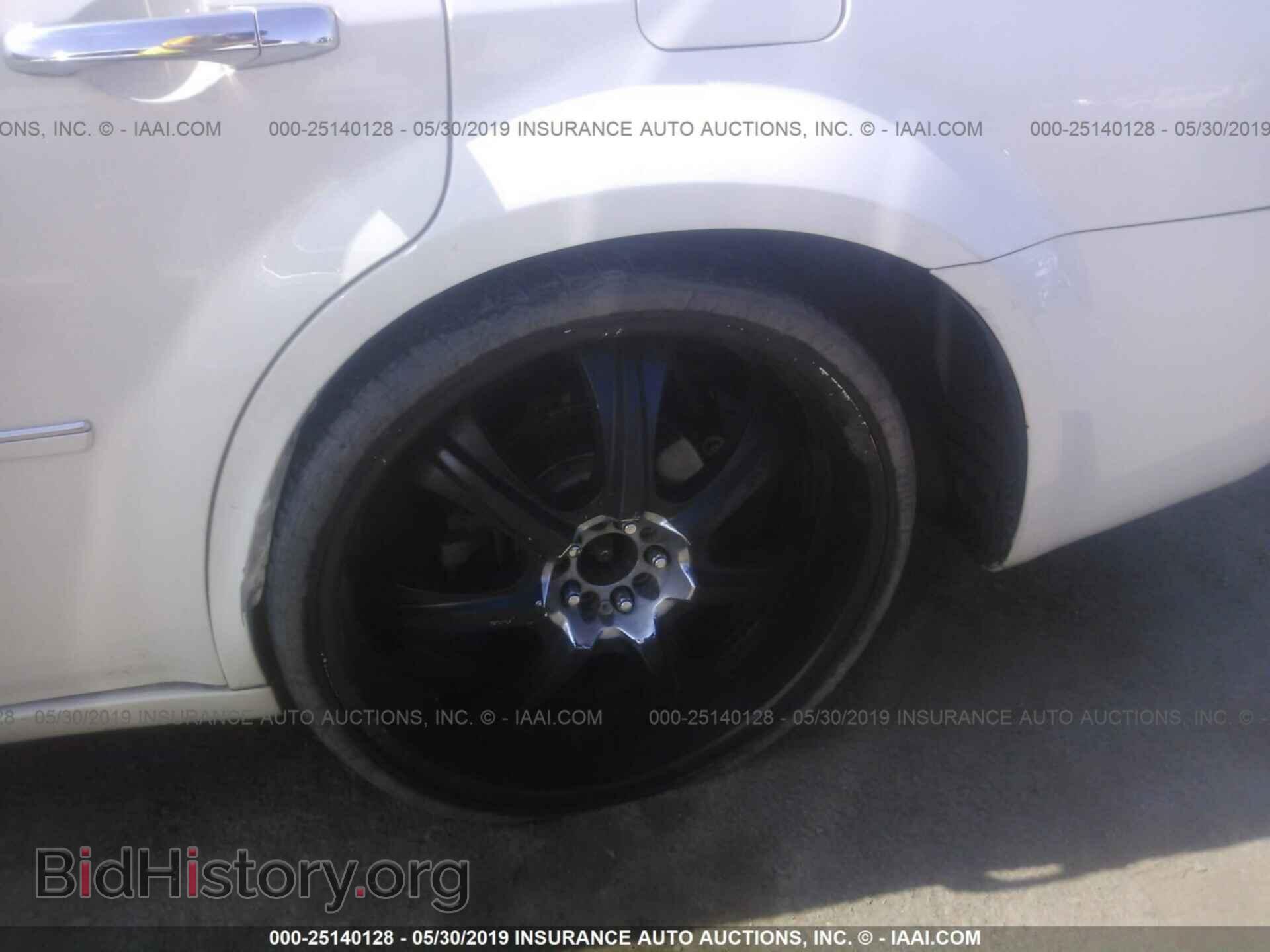 2005 CHRYSLER 300C - VIN: 2C3AA63H85H643712 - Фото 6