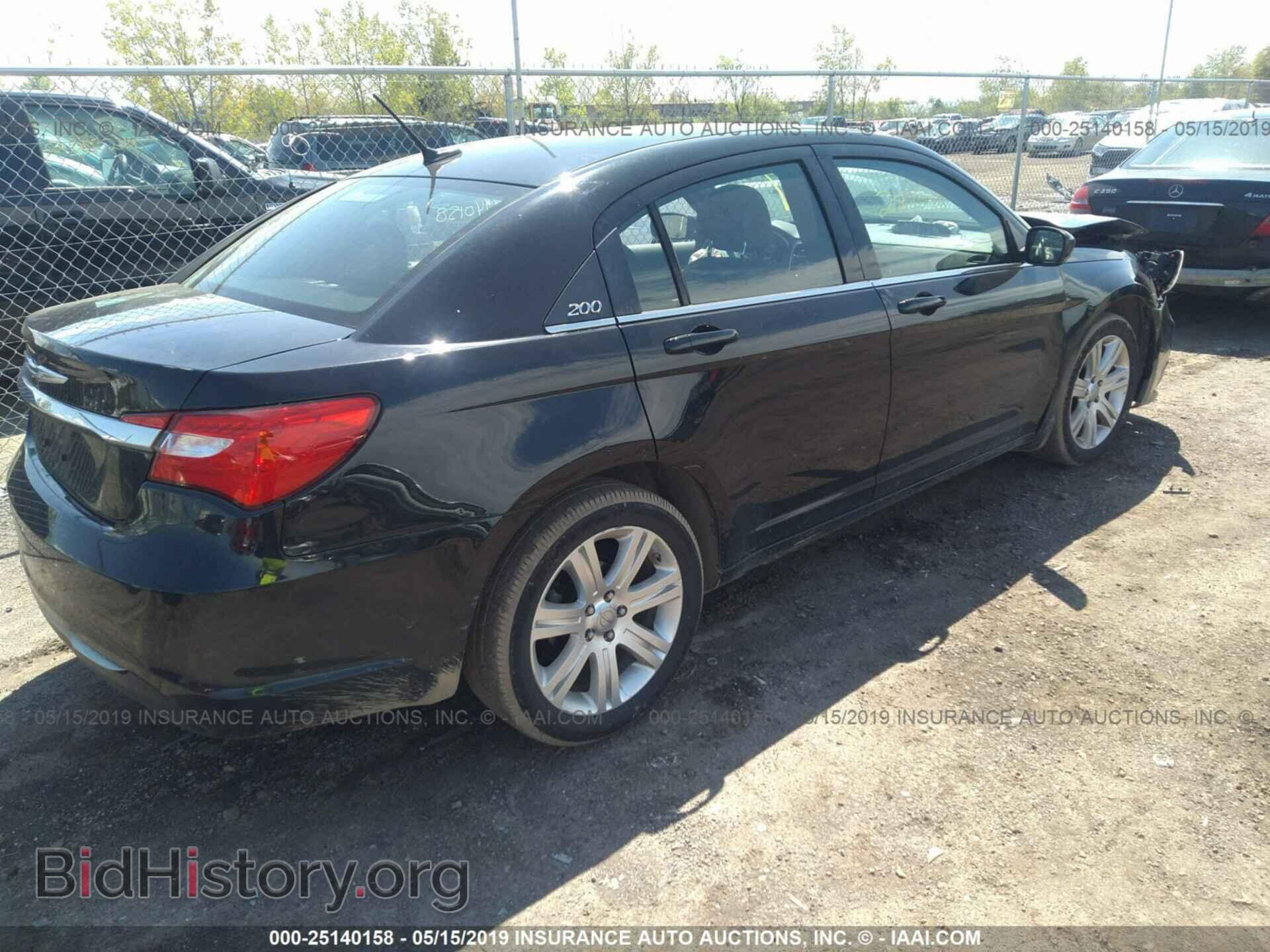 2011 CHRYSLER 200 - VIN: 1C3BC1FB6BN619159 - Фото 4