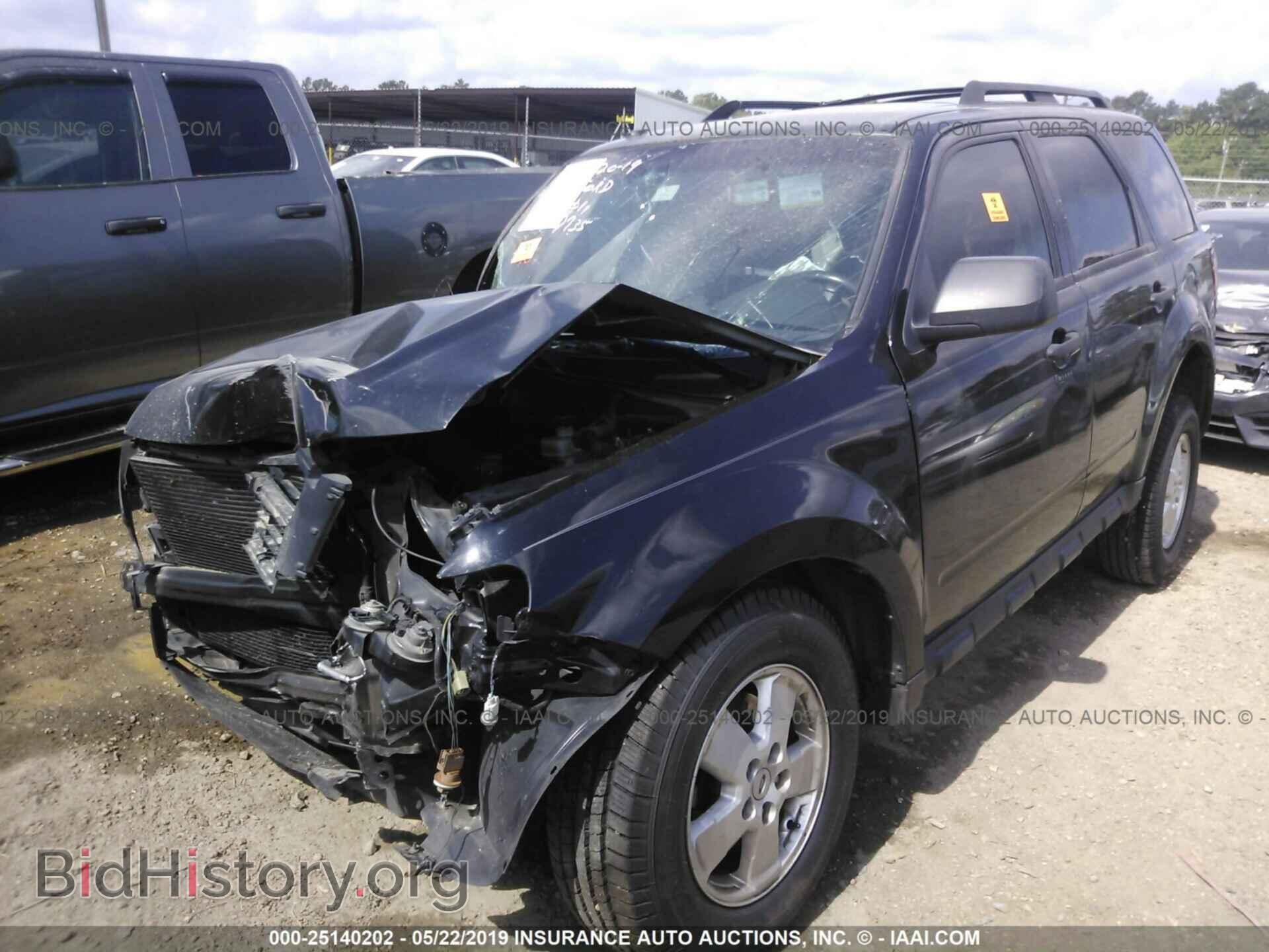 2011 FORD ESCAPE - VIN: 1FMCU0DG4BKB97735 - Фото 2