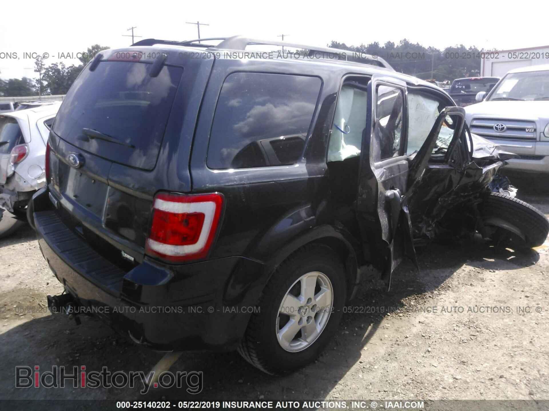 2011 FORD ESCAPE - VIN: 1FMCU0DG4BKB97735 - Фото 4