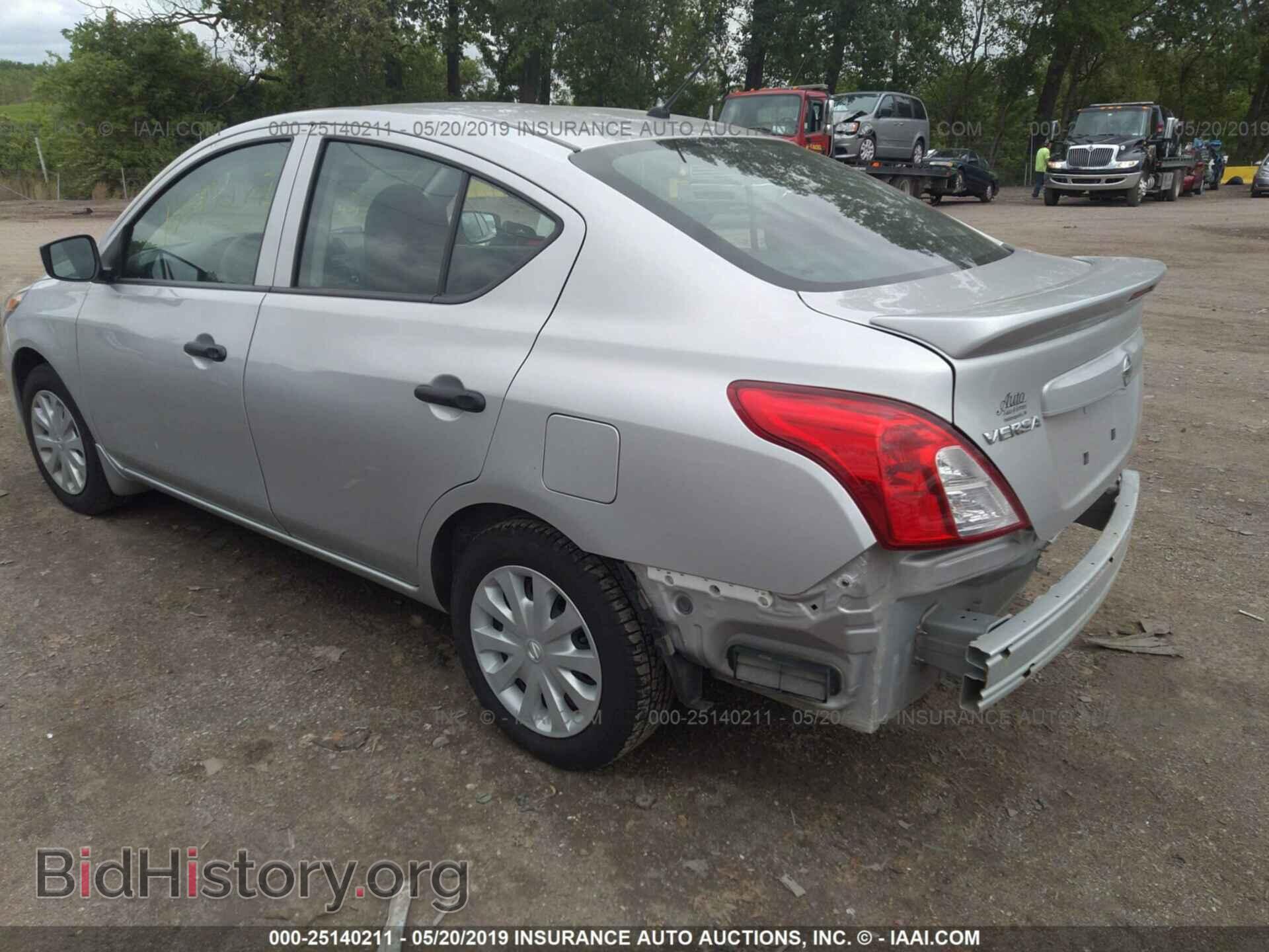 2017 NISSAN VERSA - VIN: 3N1CN7AP1HL802545 - Фото 3