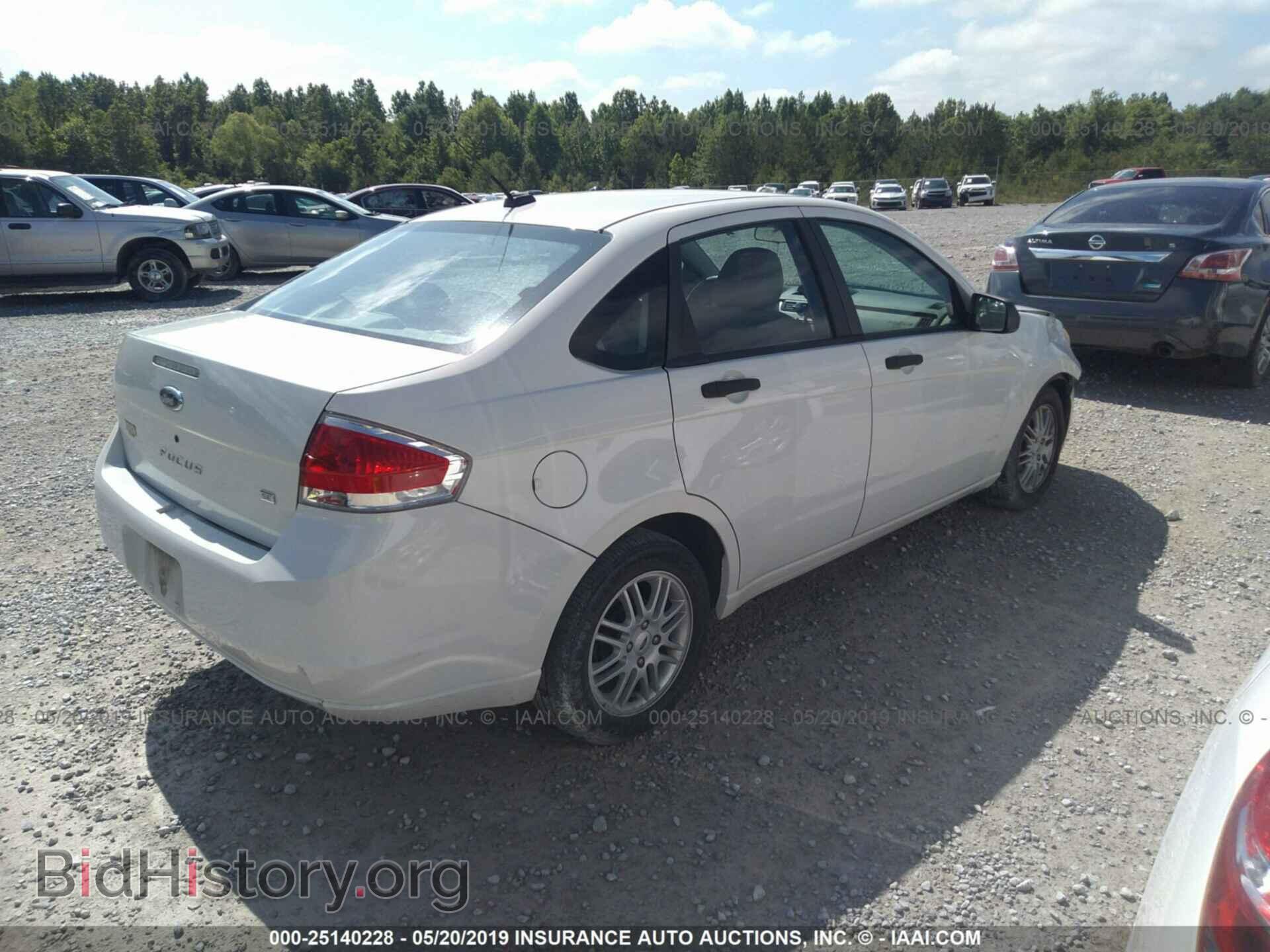 2009 FORD FOCUS - VIN: 1FAHP35N79W148554 - Photo 4