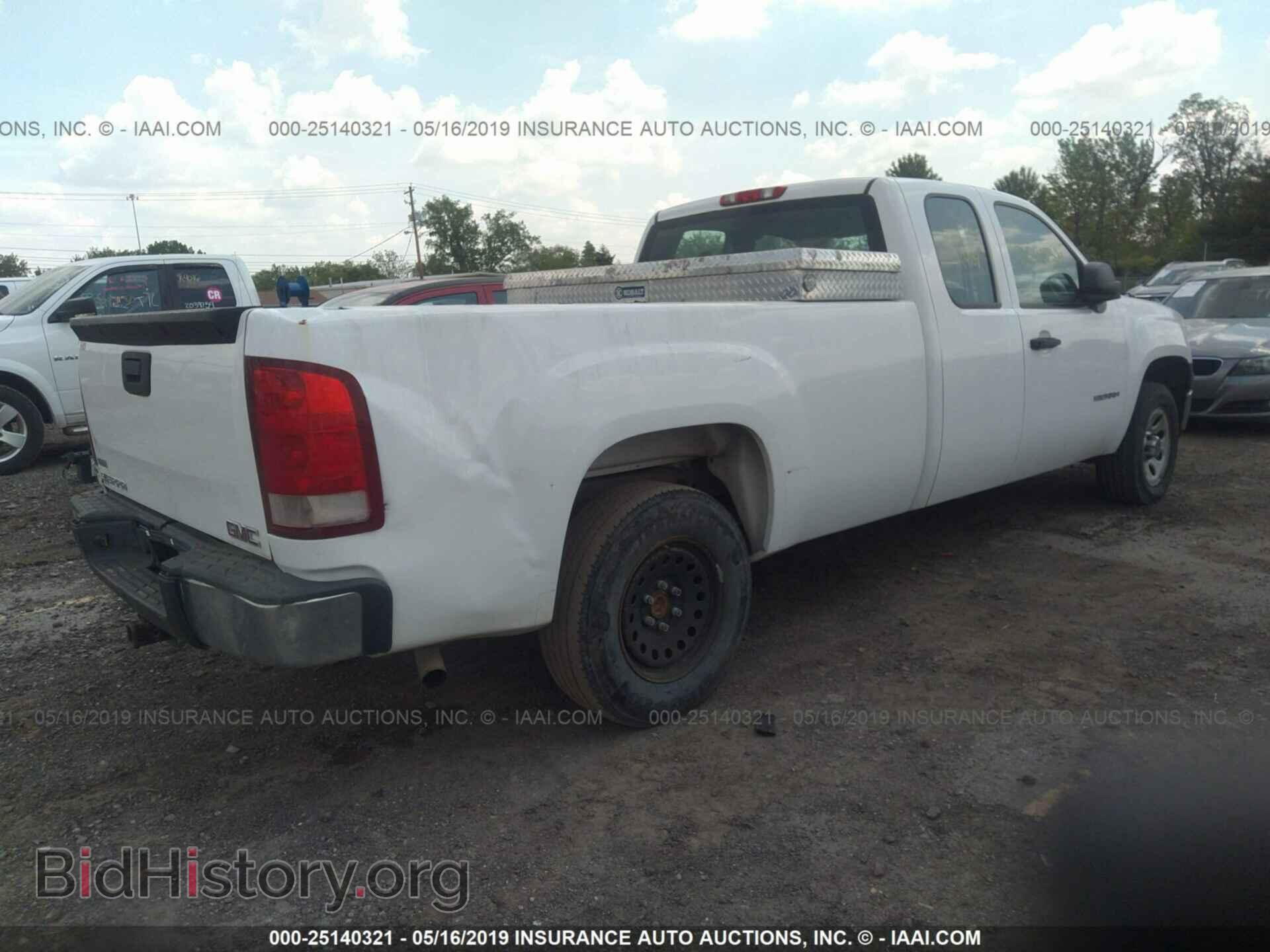 2011 GMC SIERRA - VIN: 1GTR1TE00BZ396315 - Фото 4