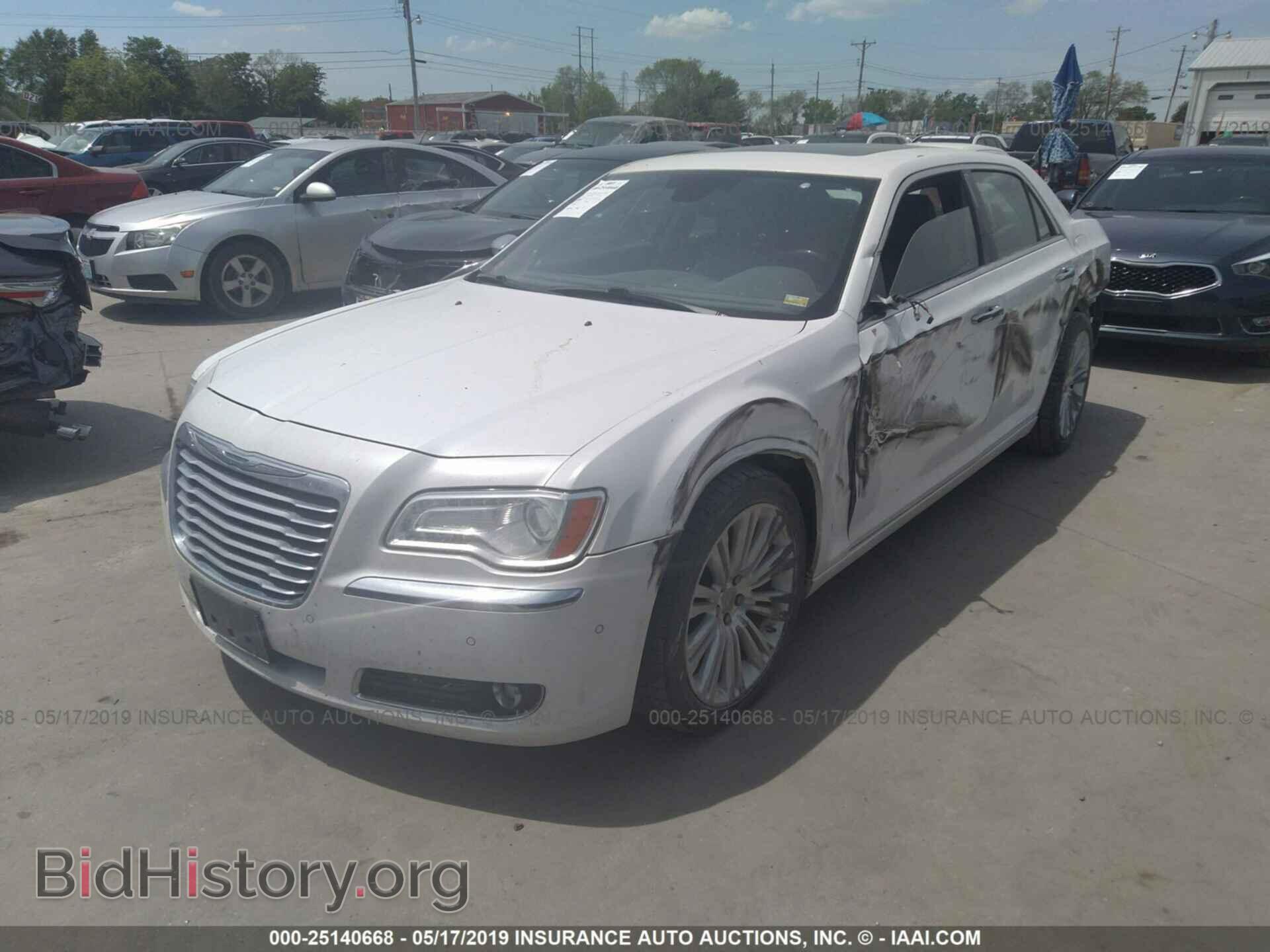 2012 CHRYSLER 300C - VIN: 2C3CCAET8CH274239 - Фото 2