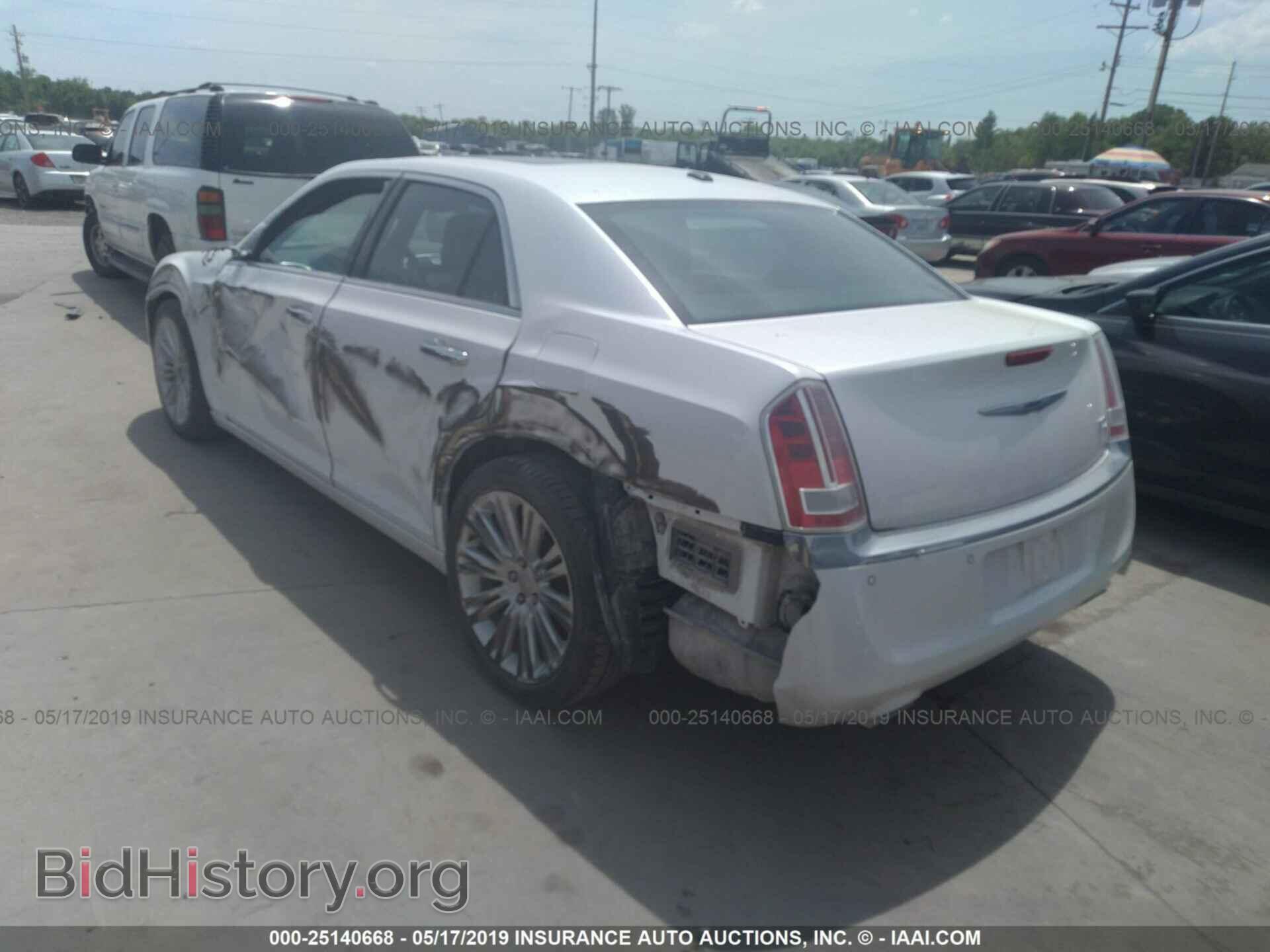 2012 CHRYSLER 300C - VIN: 2C3CCAET8CH274239 - Фото 3