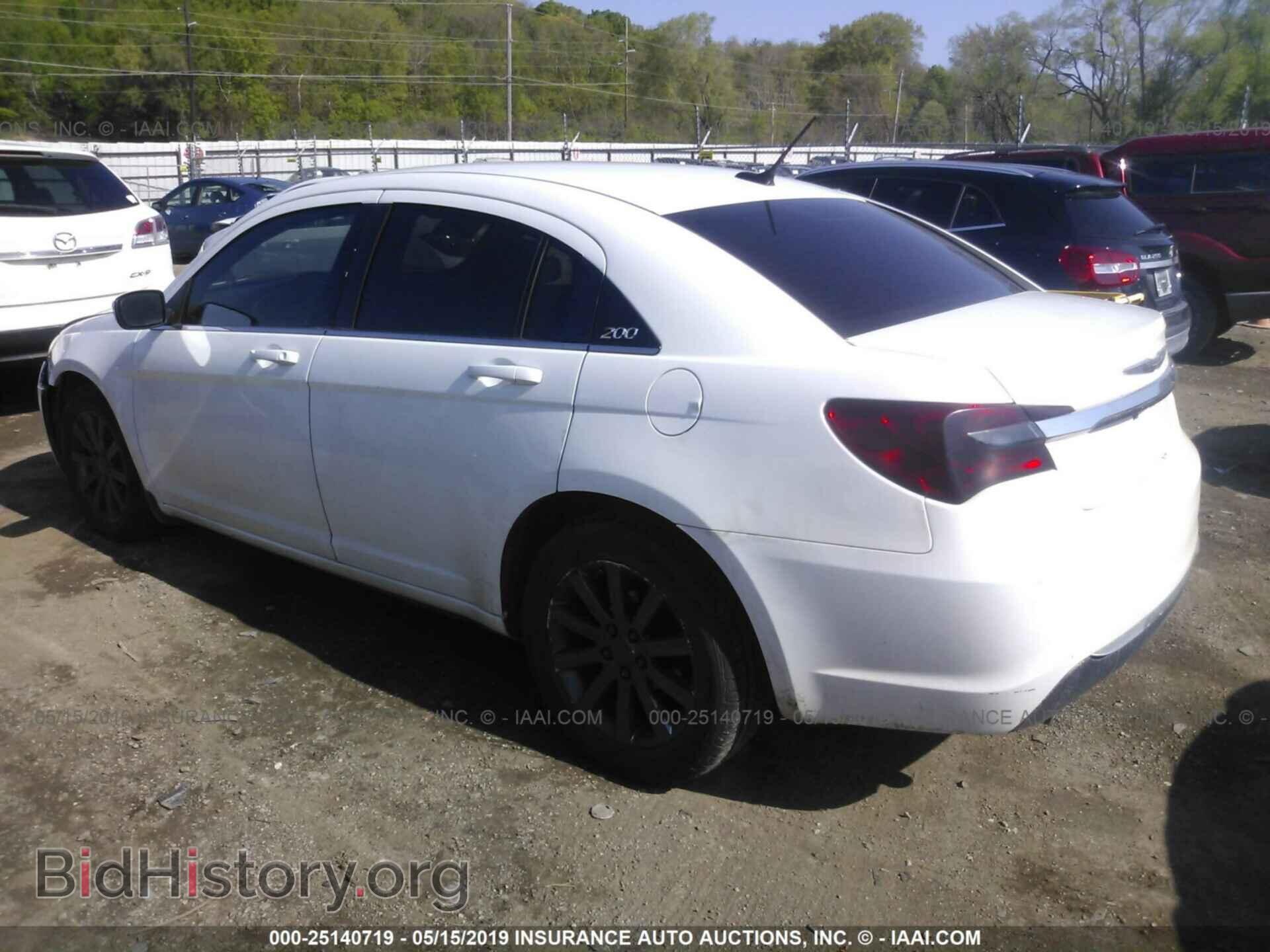 2014 CHRYSLER 200 - VIN: 1C3CCBBG6EN106090 - Фото 3