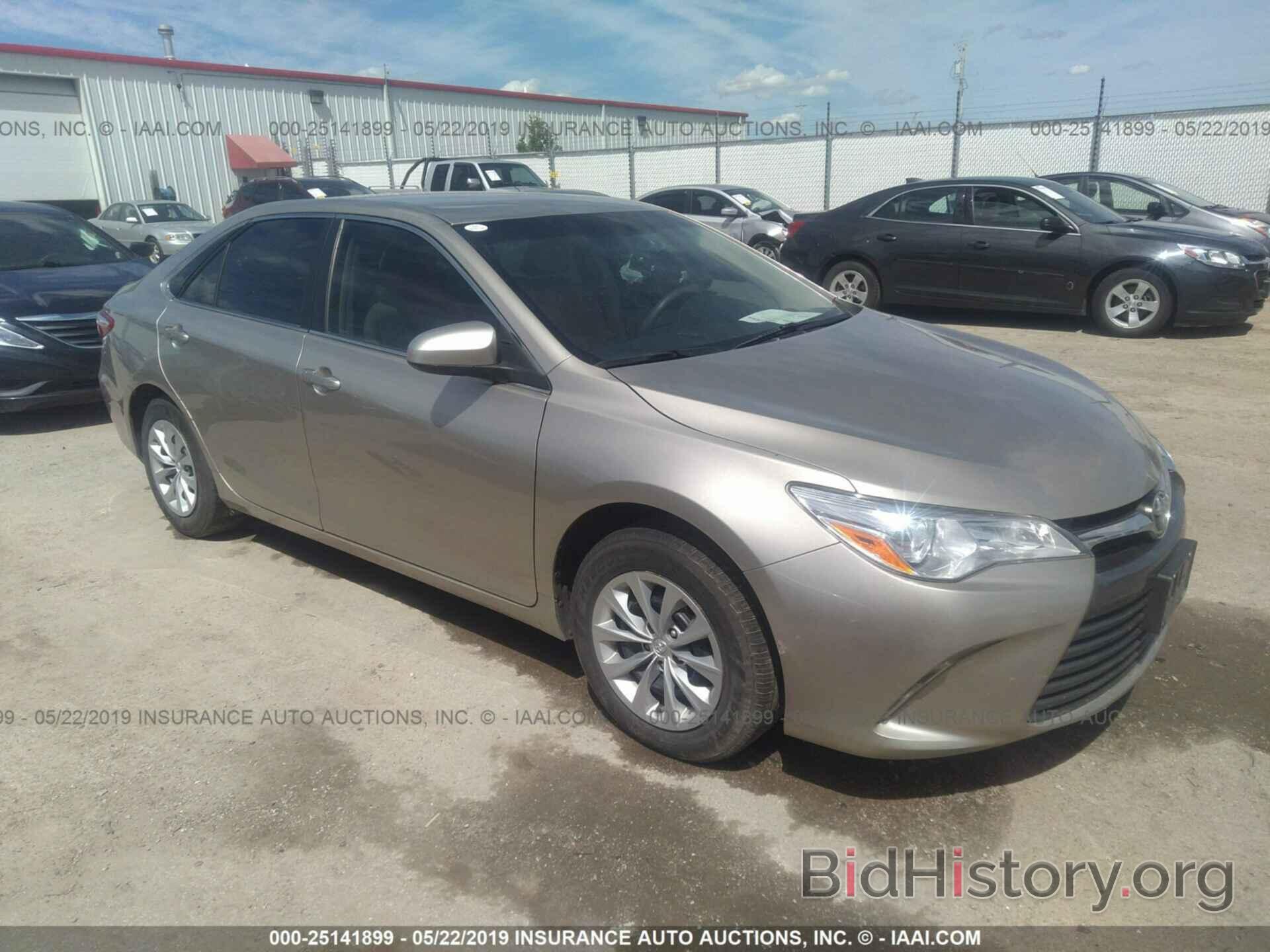 Photo 4T4BF1FK5FR499435 - TOYOTA CAMRY 2015