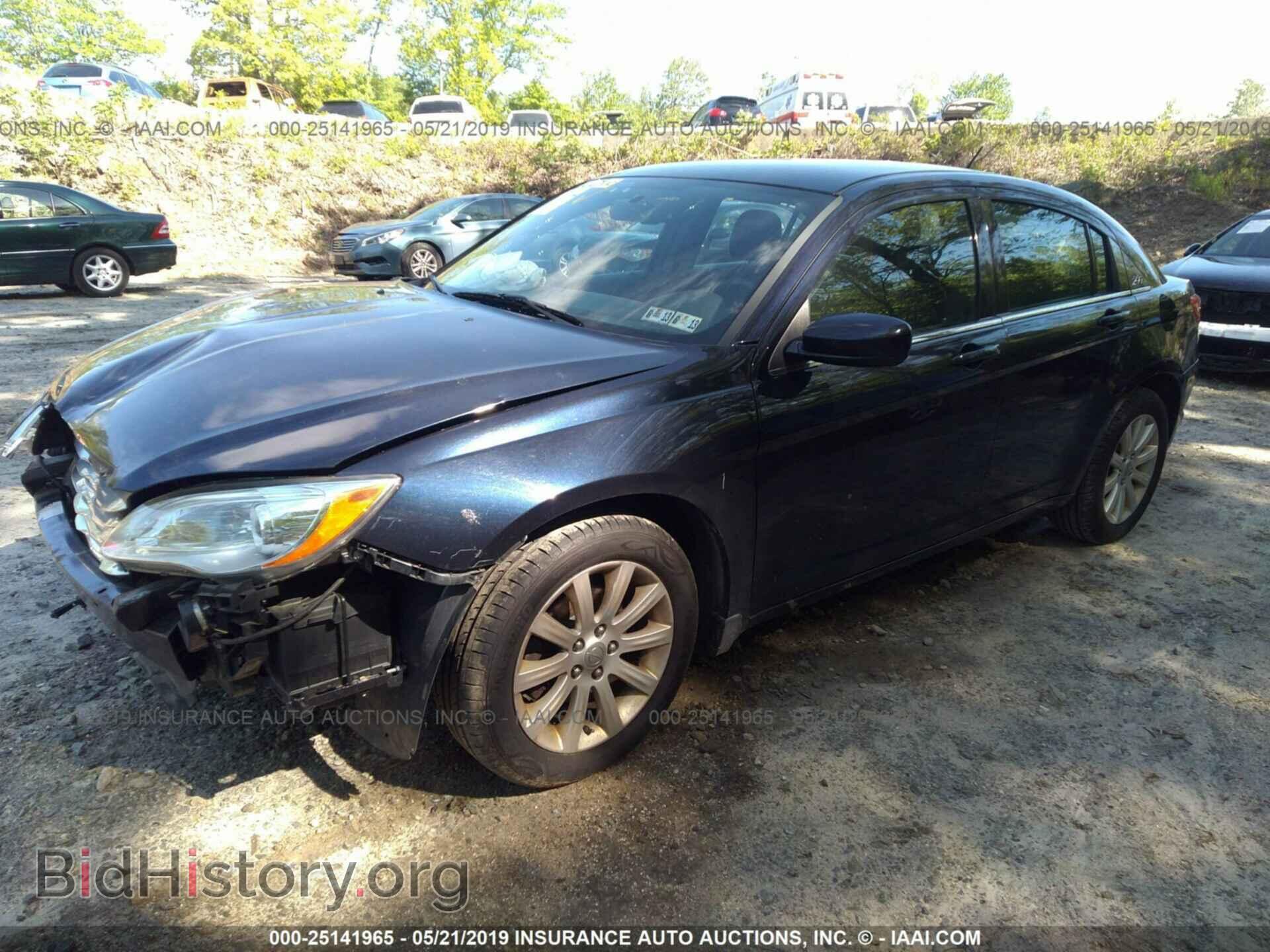 2012 CHRYSLER 200 - VIN: 1C3CCBBB9CN301697 - Фото 2