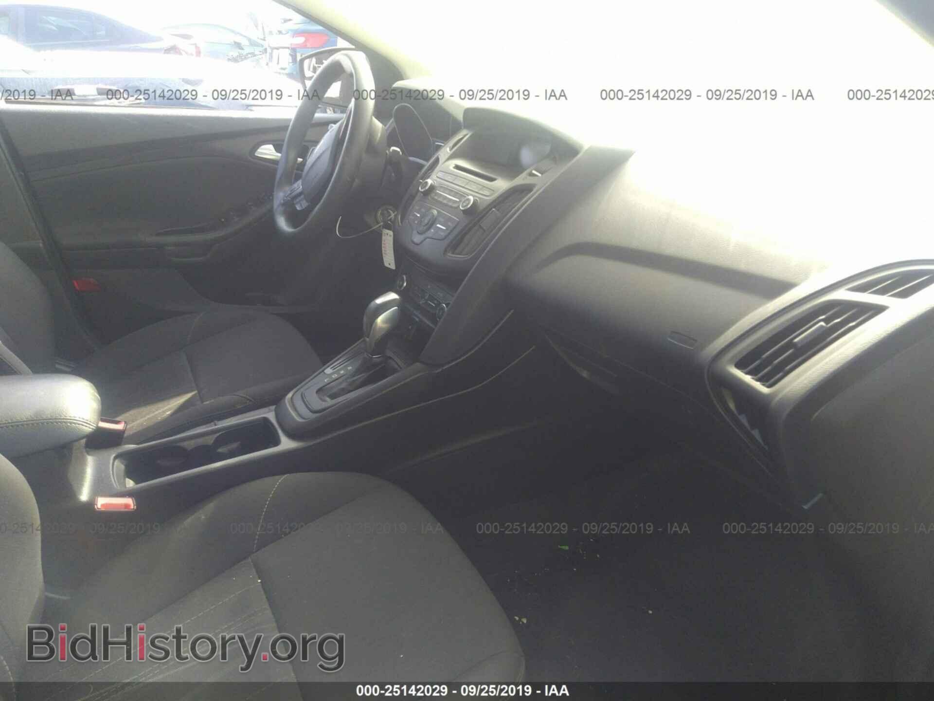 2016 FORD FOCUS - VIN: 1FADP3F20GL384321 - Photo 5