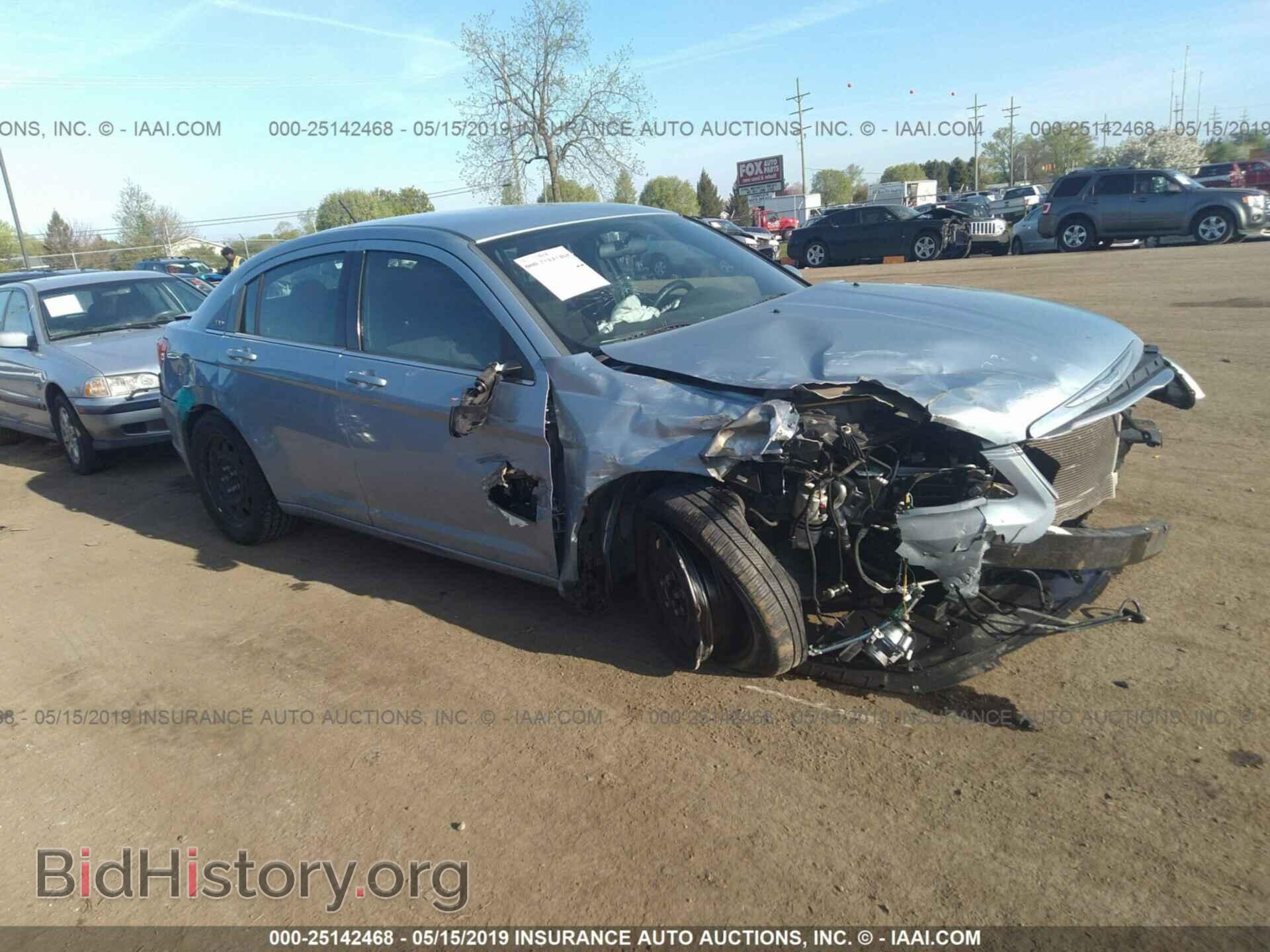 Фотография 1C3CCBABXEN167965 - CHRYSLER 200 2014