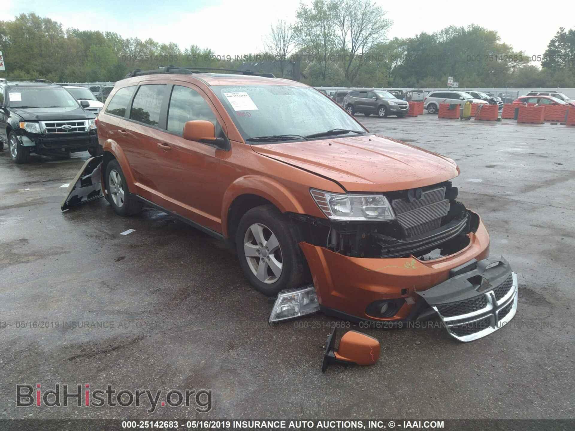 Фотография 3D4PG5FG3BT539488 - DODGE JOURNEY 2011