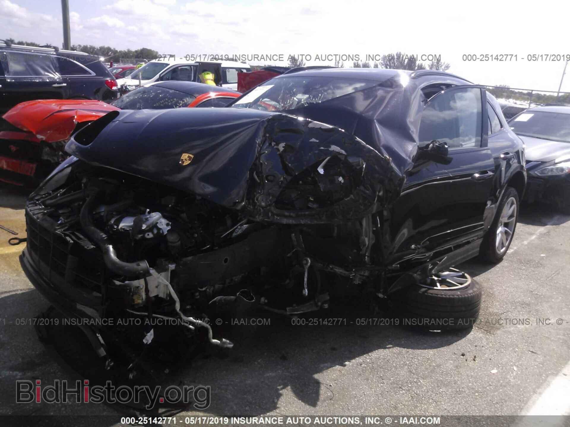2016 PORSCHE MACAN - VIN: WP1AF2A52GLB95213 - Photo 2
