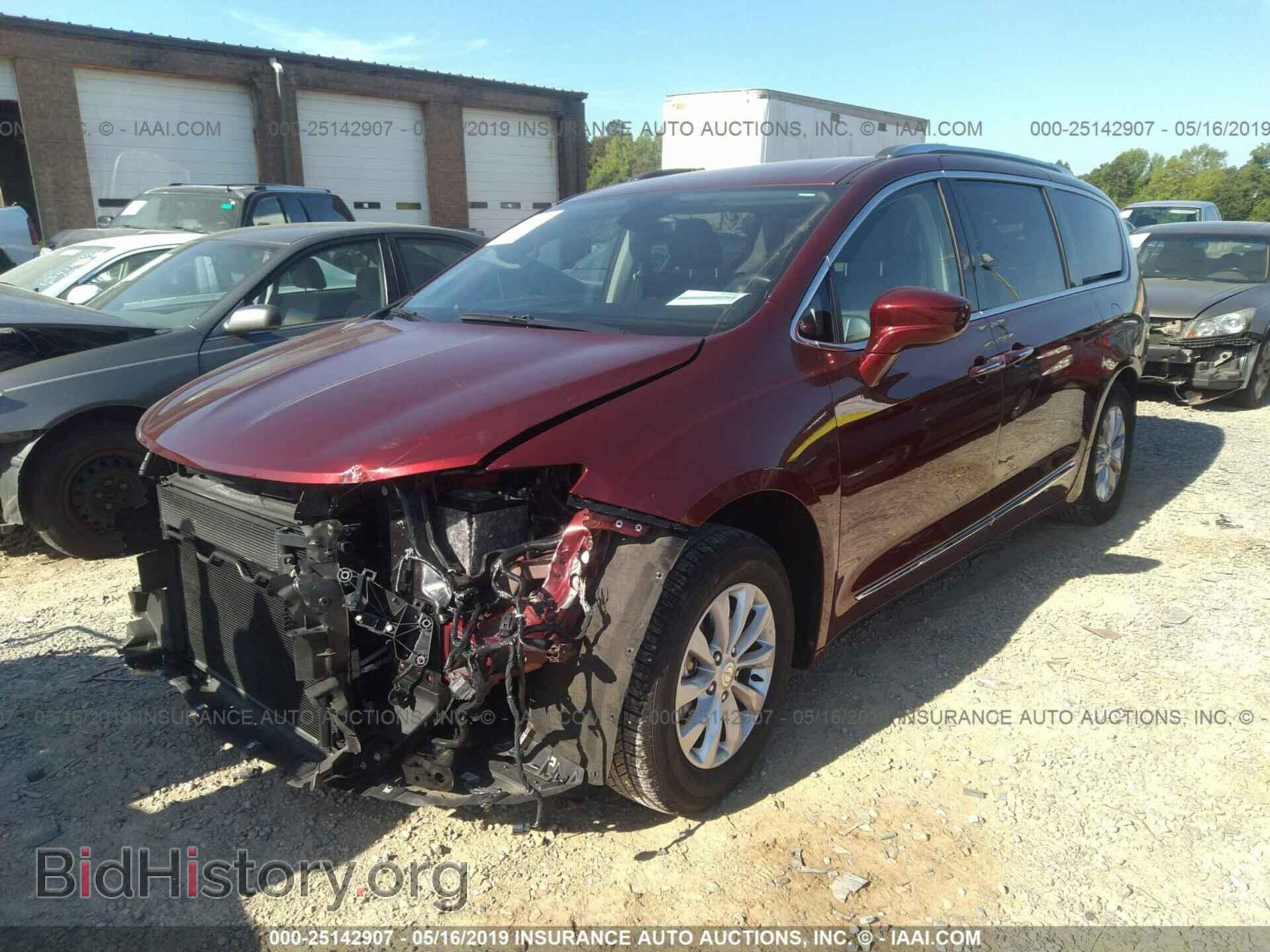 2018 CHRYSLER PACIFICA - VIN: 2C4RC1BG1JR217448 - Фото 2