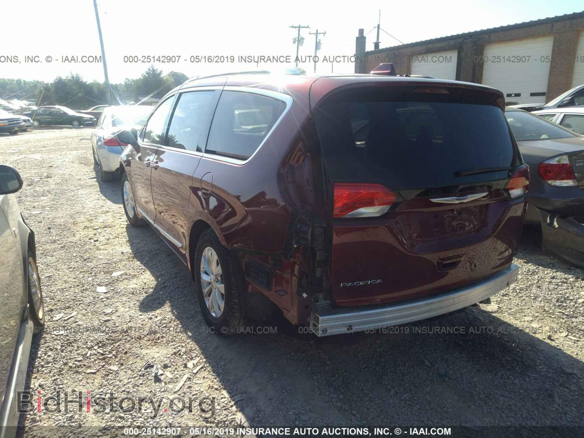 2018 CHRYSLER PACIFICA - VIN: 2C4RC1BG1JR217448 - Фото 3