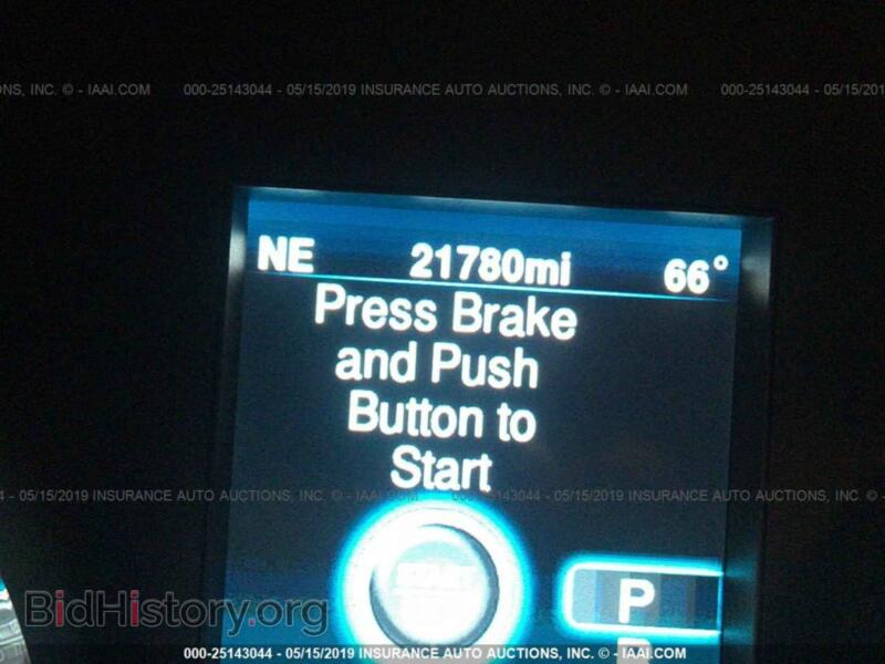 2014 Chrysler 300 (VIN 2C3CCAAG8EH235470) — photo 7 of 10