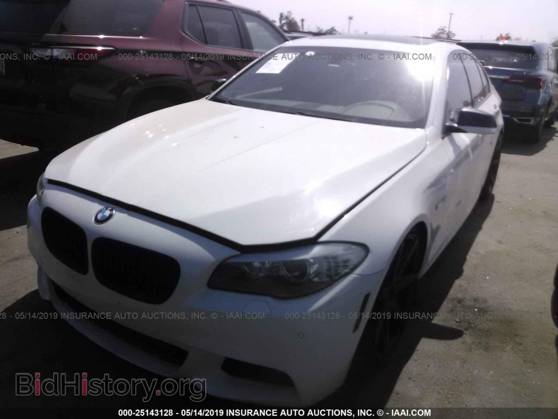 2013 BMW 535 - VIN: WBAFR7C52DC825930 - Фото 2