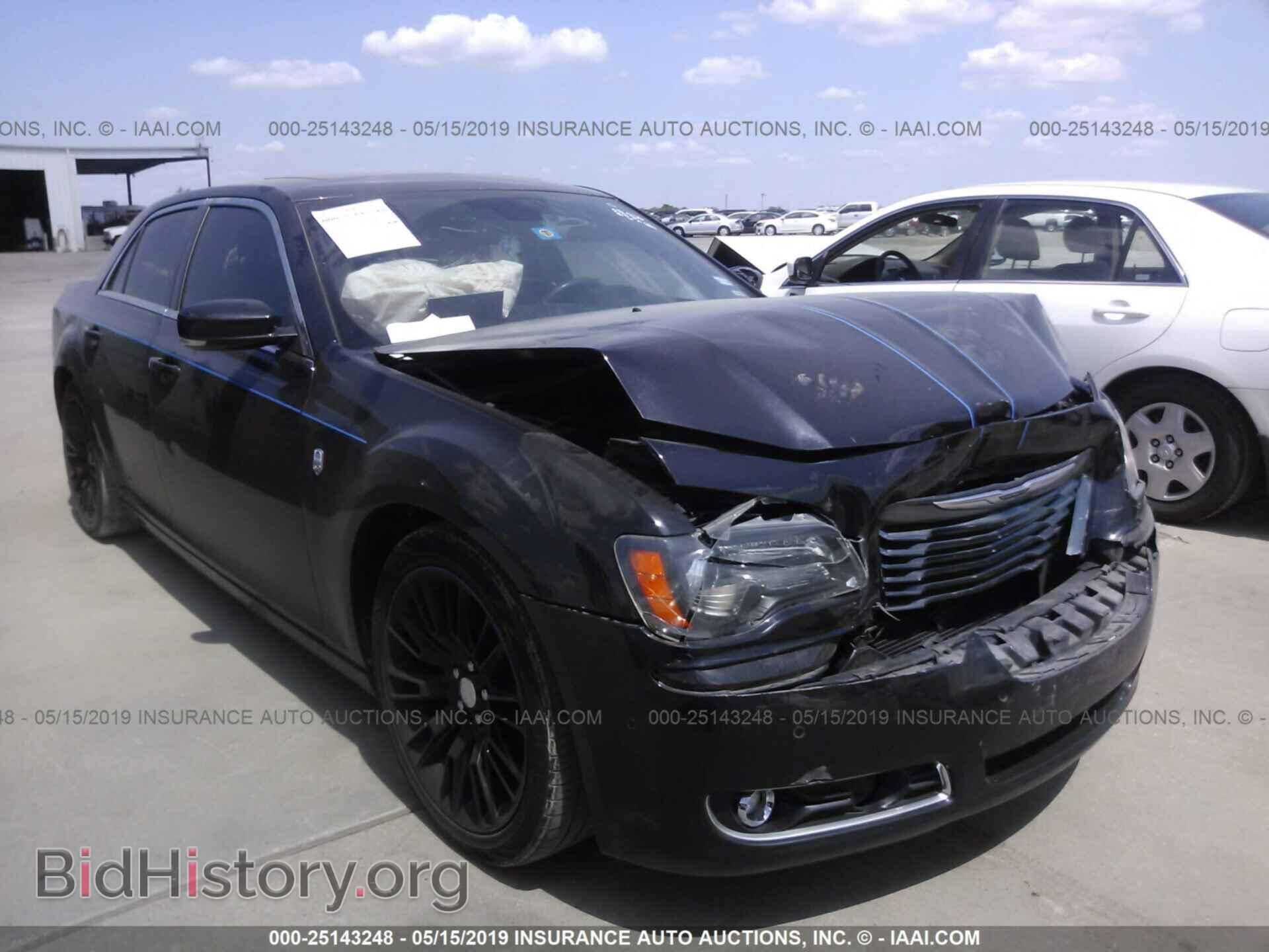 Фотография 2C3CCADT6CH315467 - CHRYSLER 300 2012
