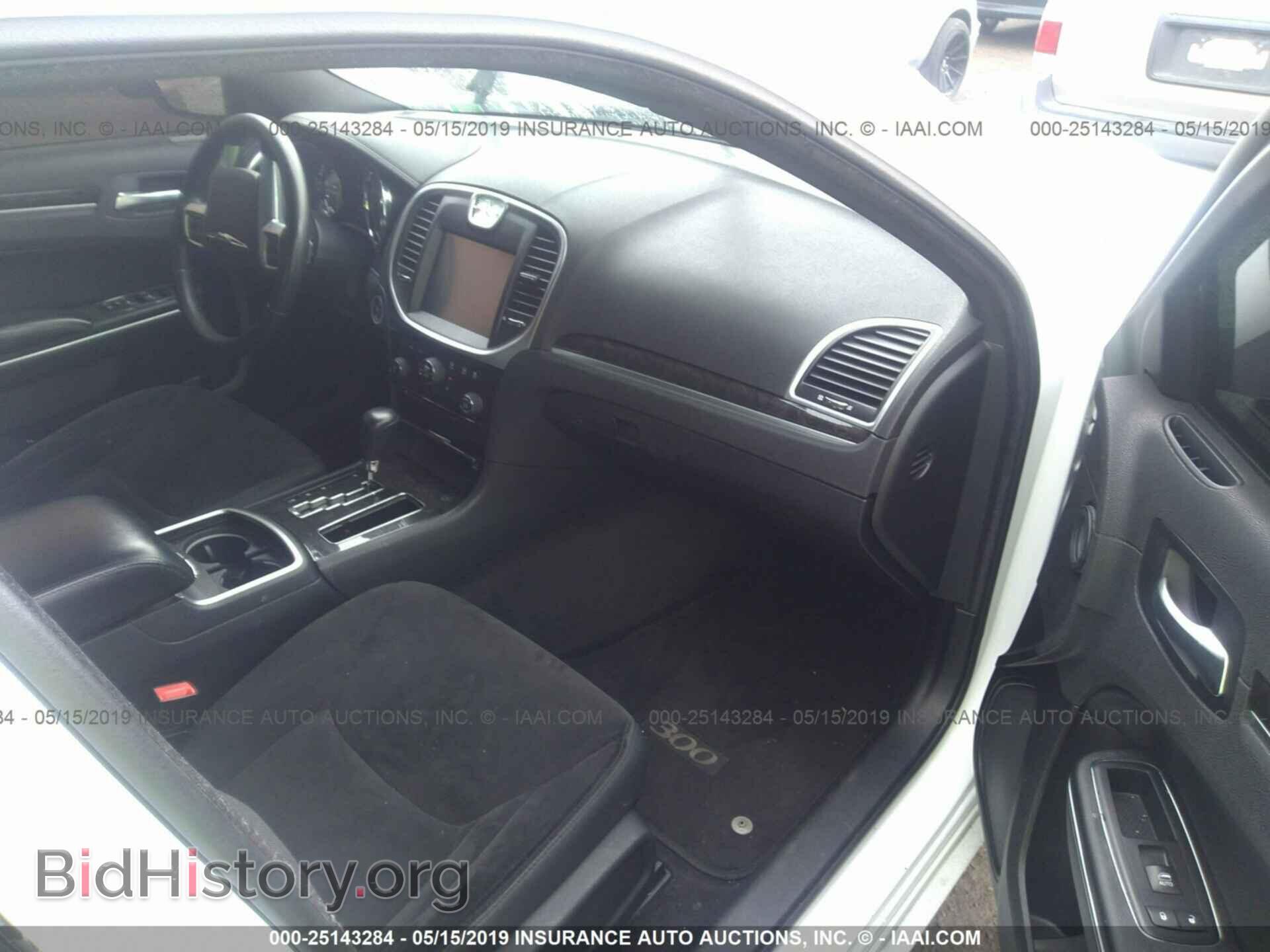 2011 CHRYSLER 300 - VIN: 2C3CA4CG4BH549164 - Фото 5