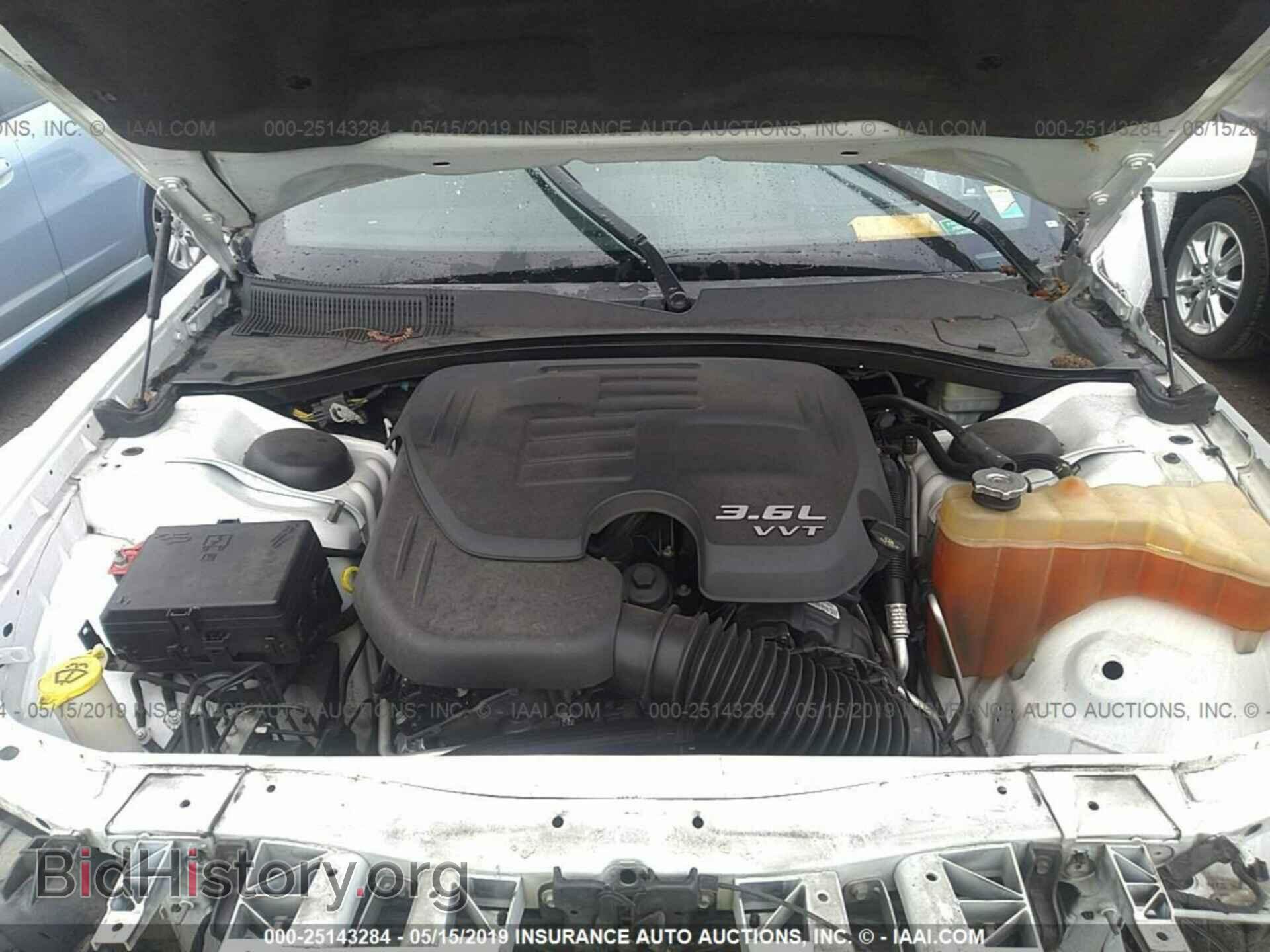 2011 CHRYSLER 300 - VIN: 2C3CA4CG4BH549164 - Фото 10