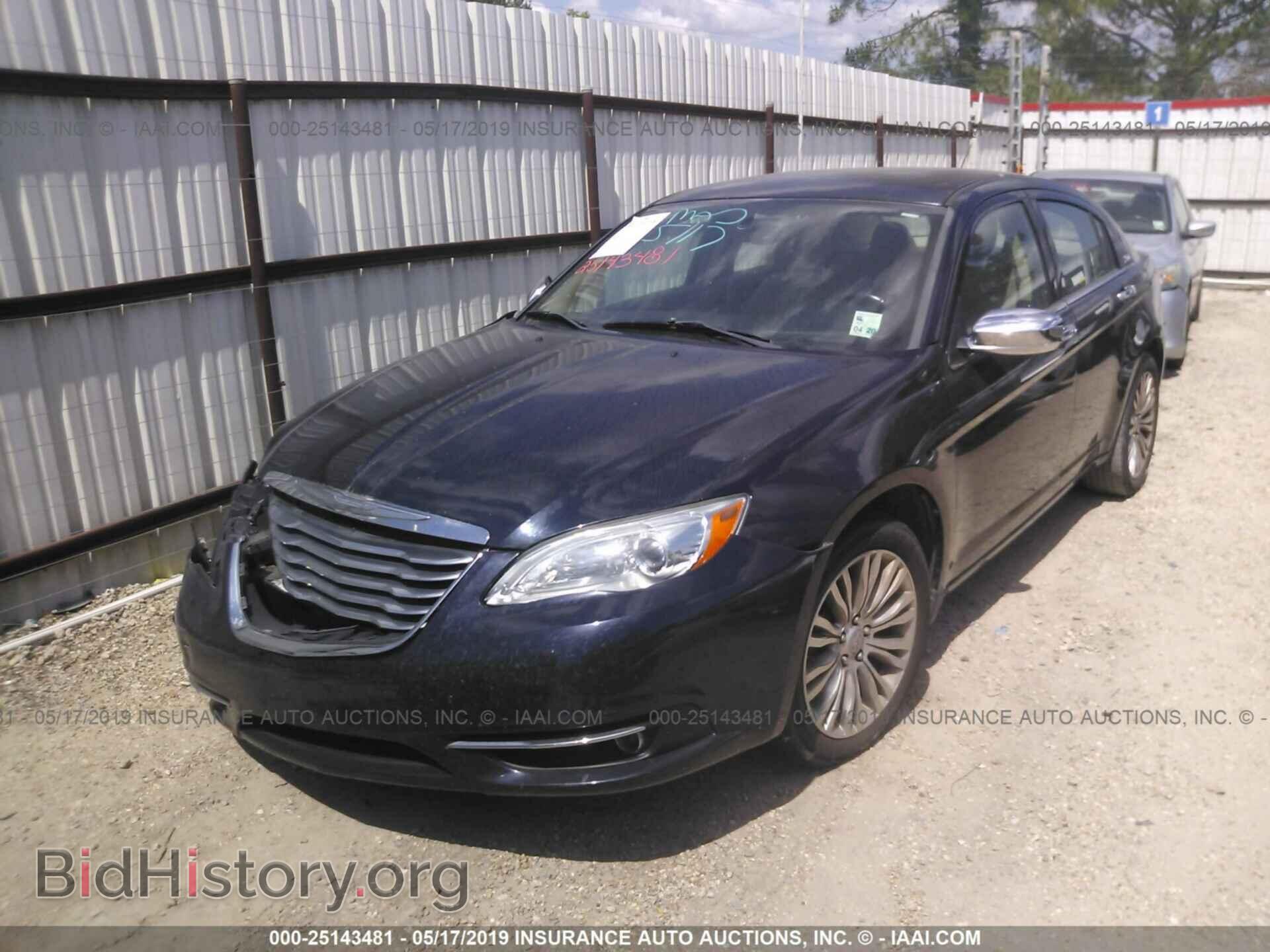 2012 CHRYSLER 200 - VIN: 1C3CCBCB8CN107631 - Фото 2